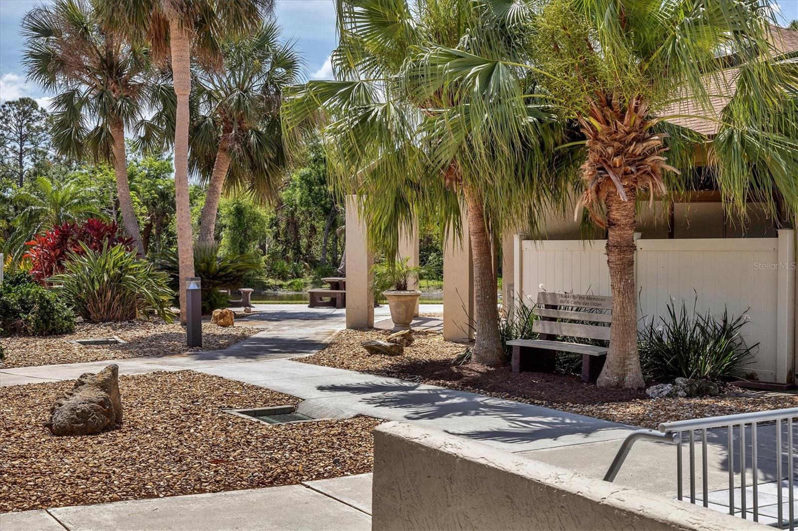 445 TOMOKA DR, ENGLEWOOD, FL, 34223