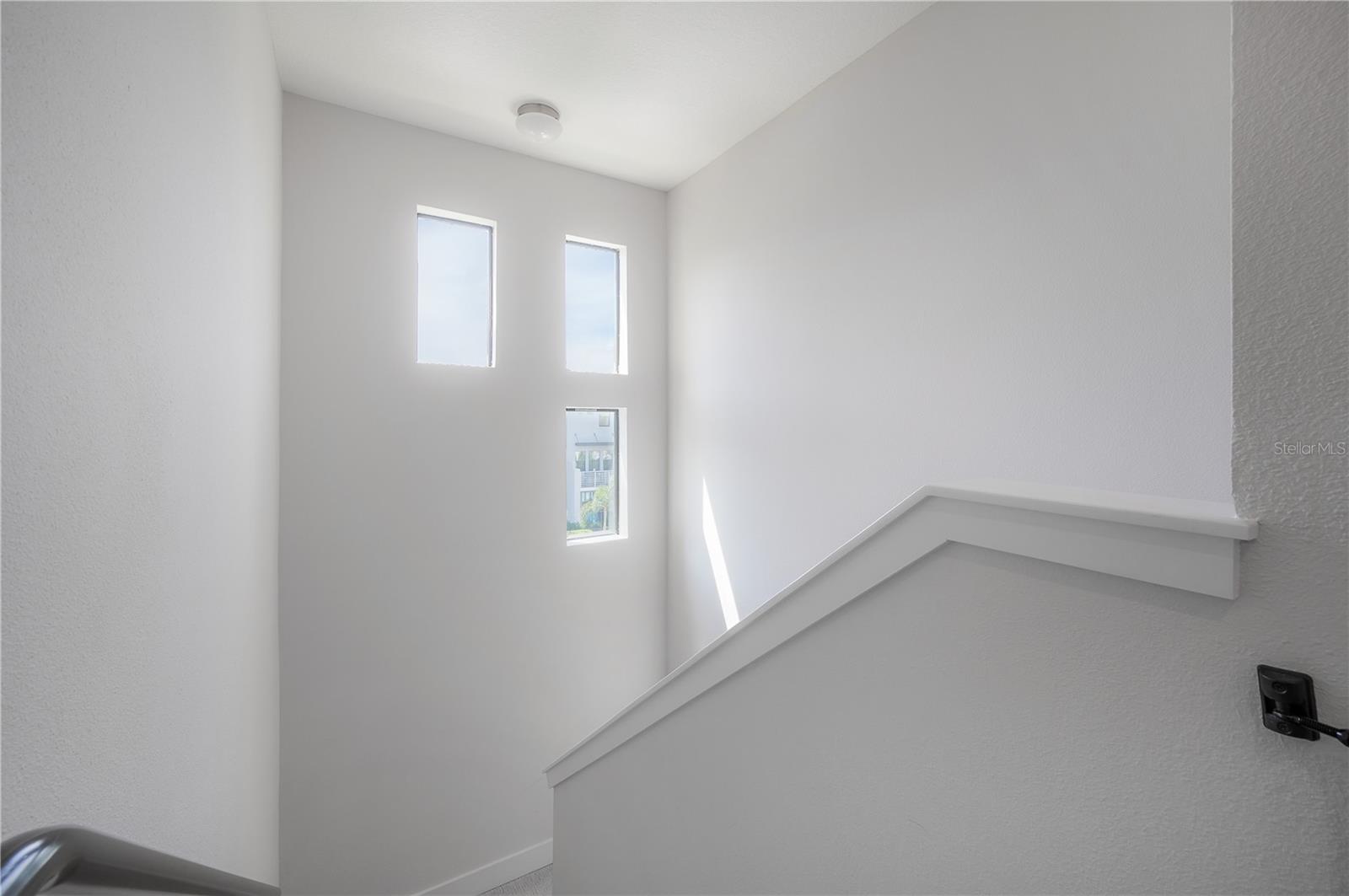 1162 25TH WAY N, ST PETERSBURG, FL, 33713