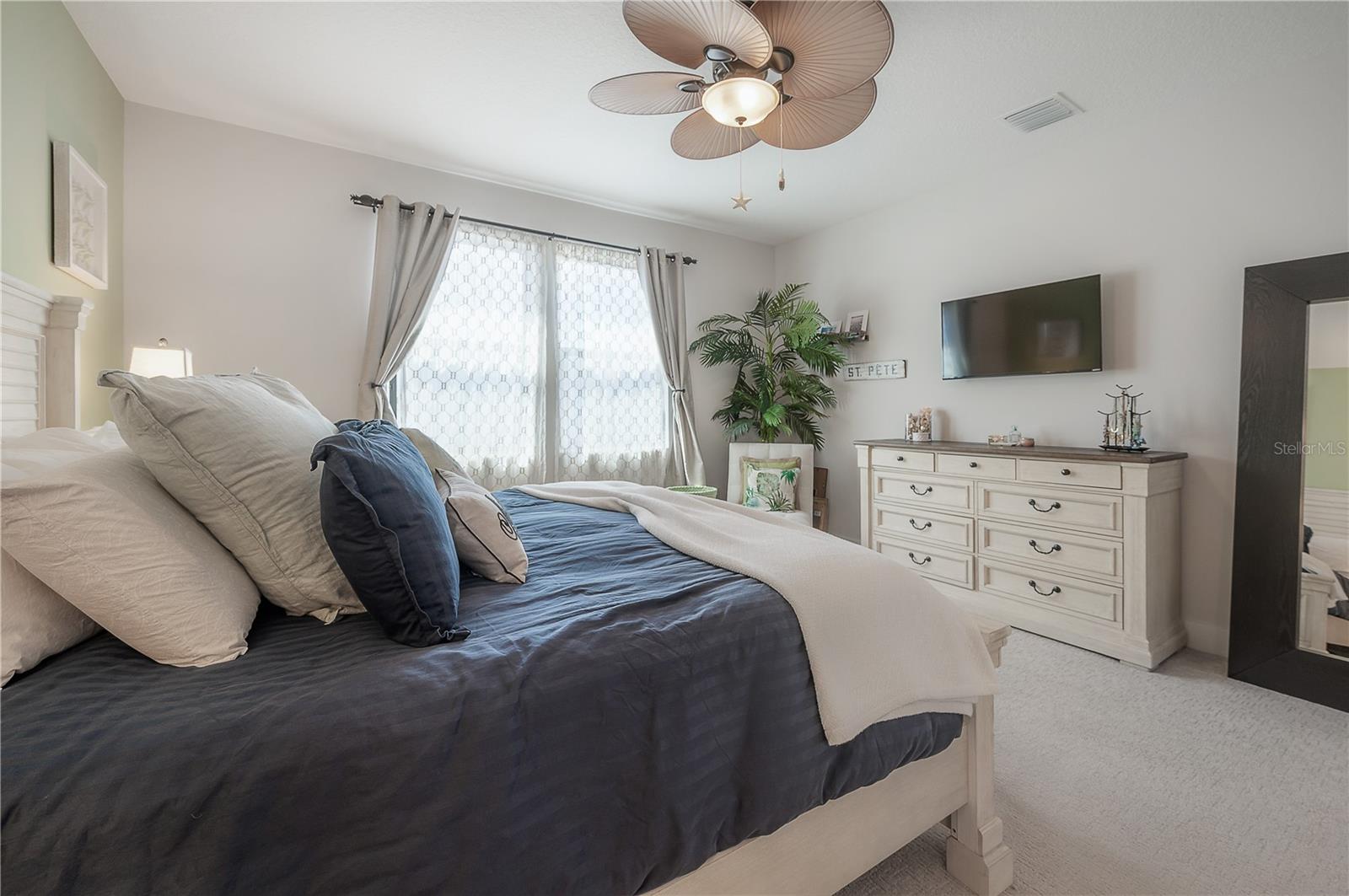 1162 25TH WAY N, ST PETERSBURG, FL, 33713