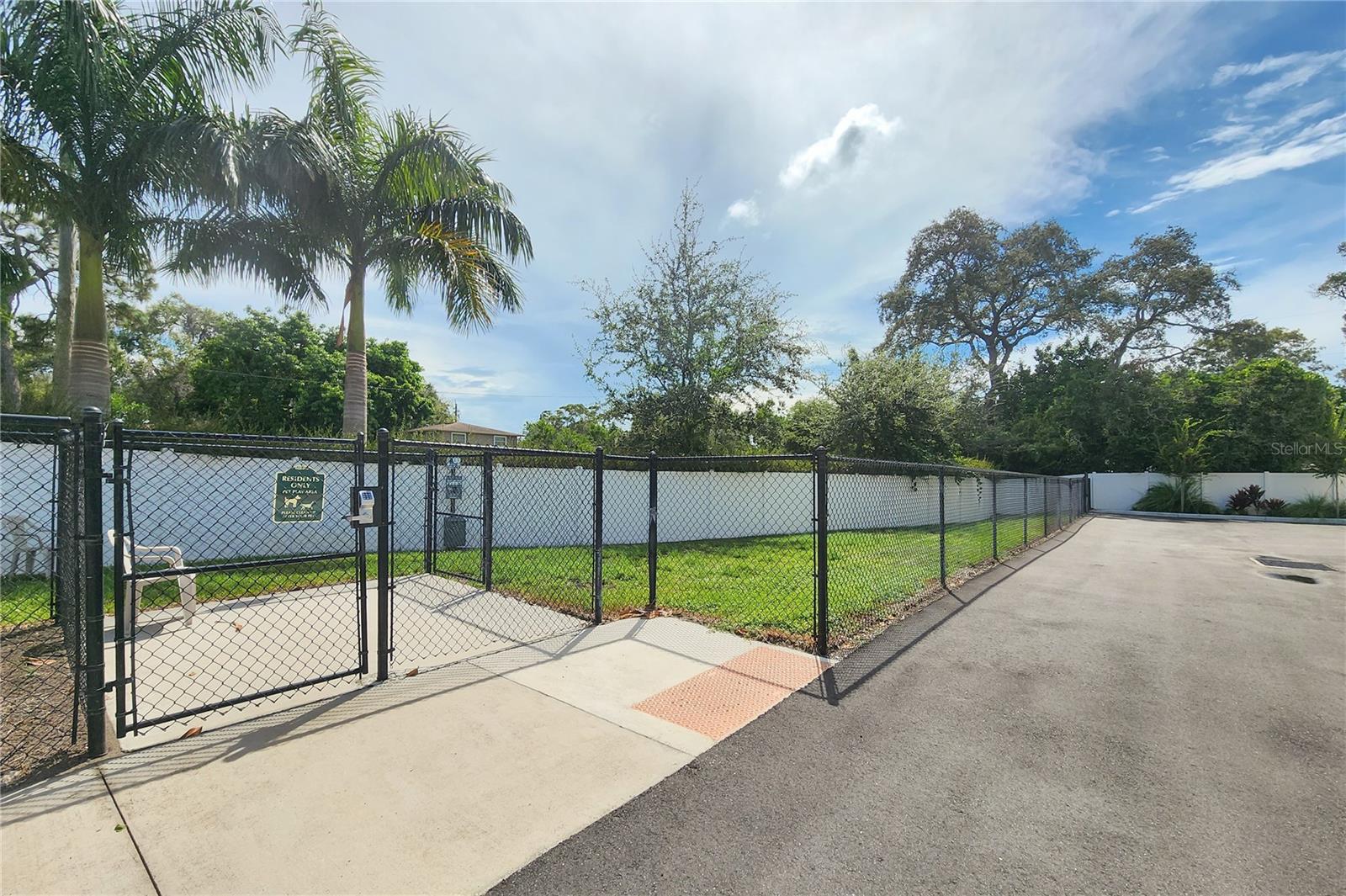 1162 25TH WAY N, ST PETERSBURG, FL, 33713