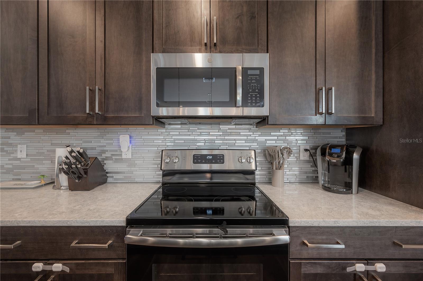 1162 25TH WAY N, ST PETERSBURG, FL, 33713