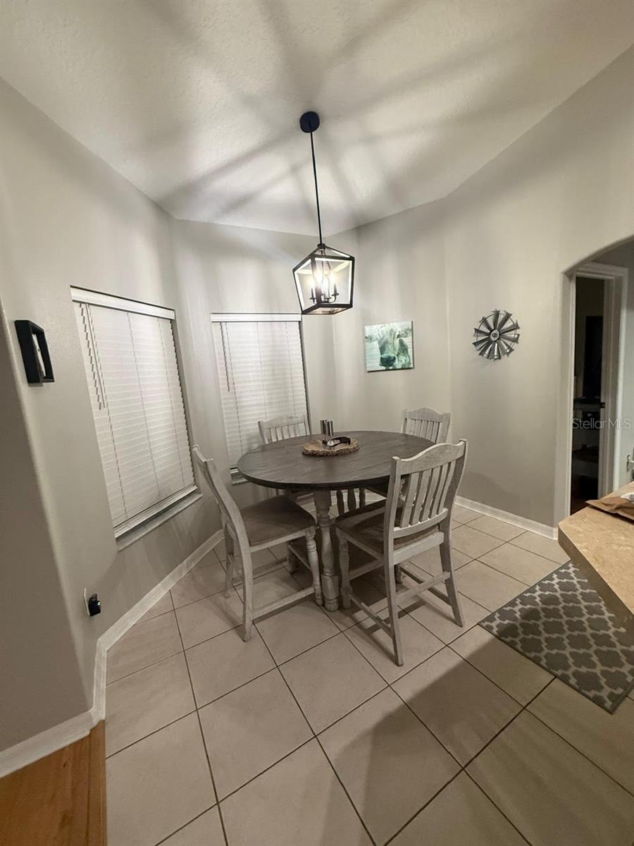 41430 ROGER GILES RD, UMATILLA, FL, 32784