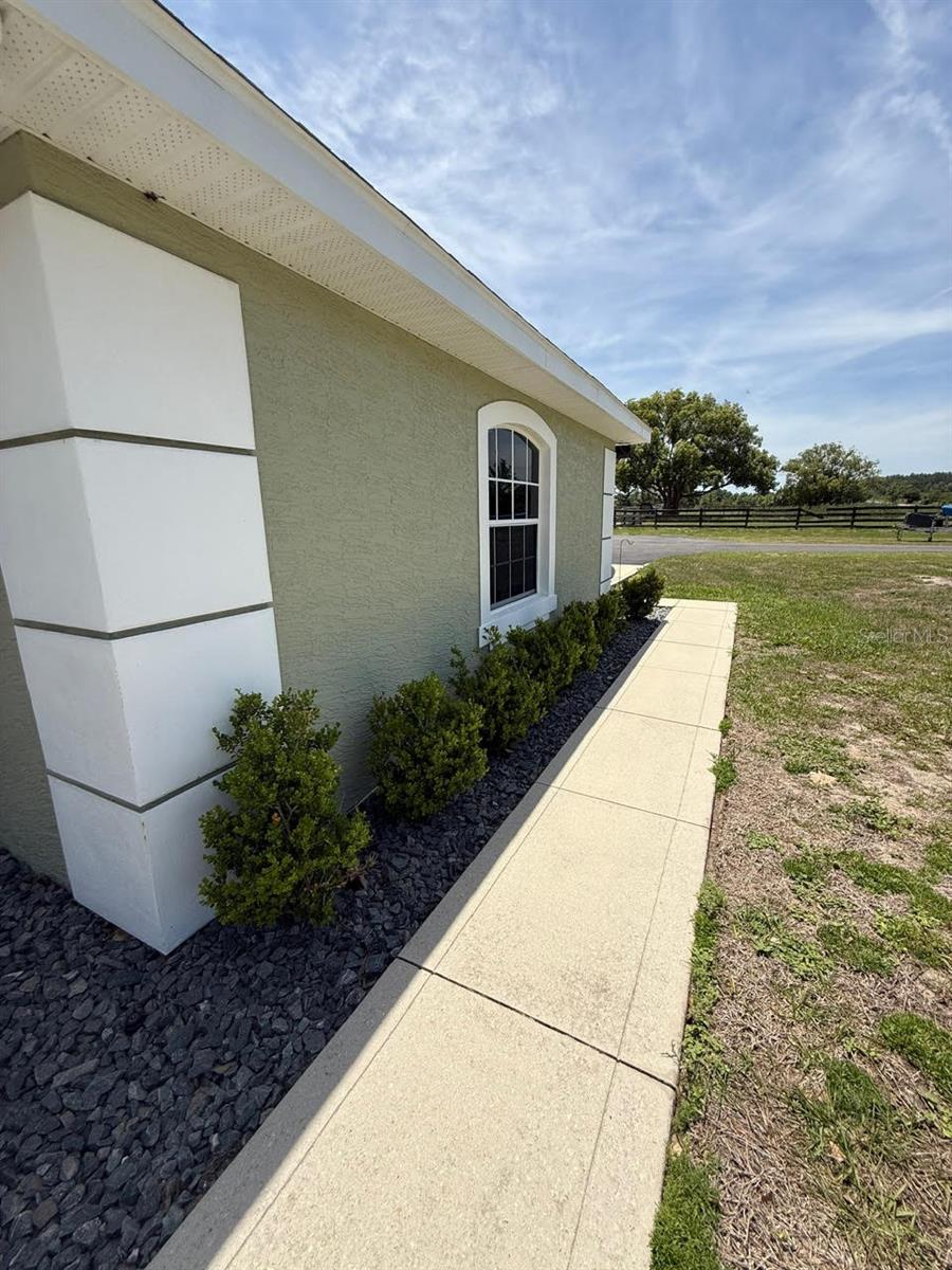 41430 ROGER GILES RD, UMATILLA, FL, 32784