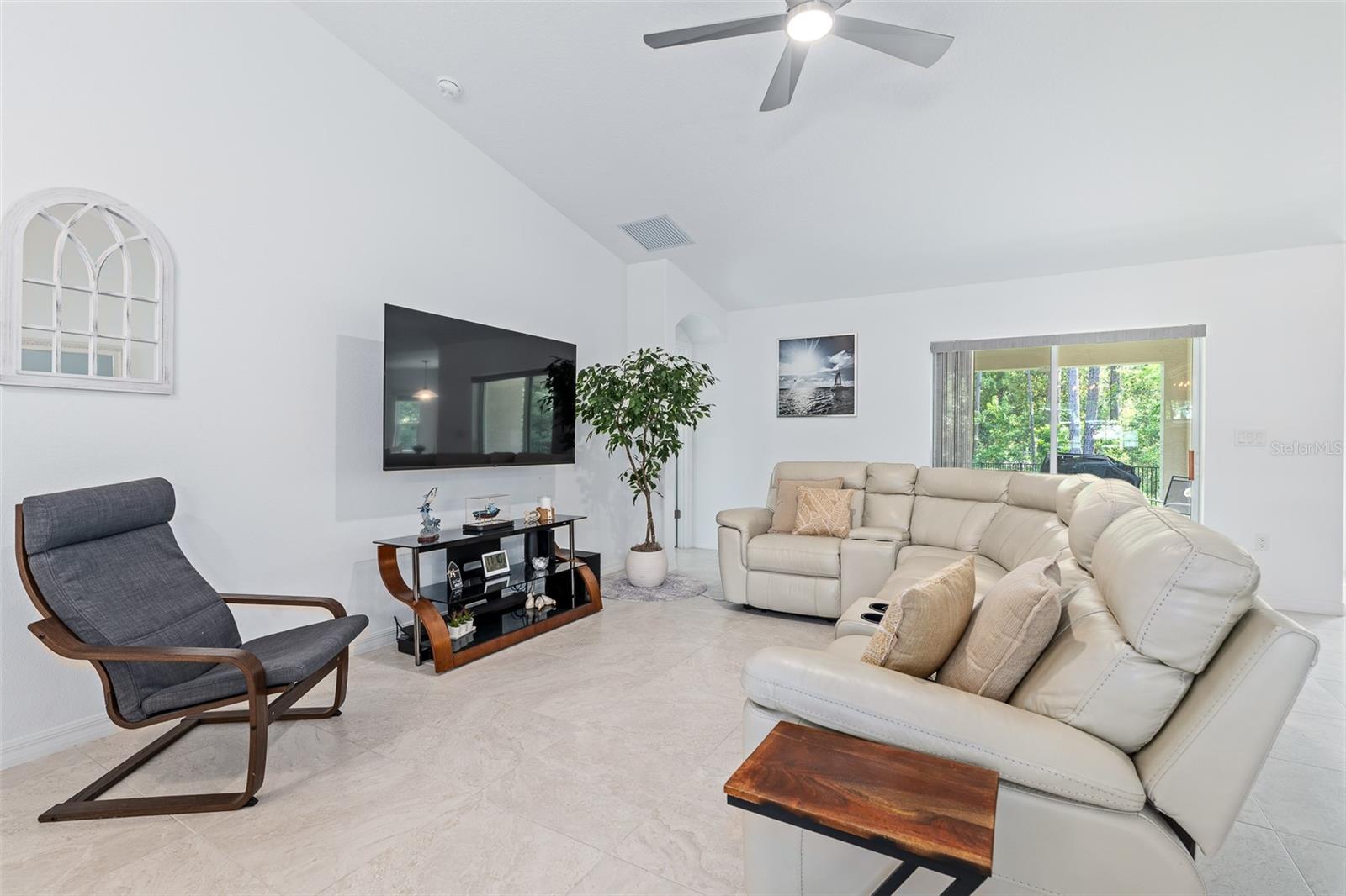 4 WESTBURY PL, PALM COAST, FL, 32164