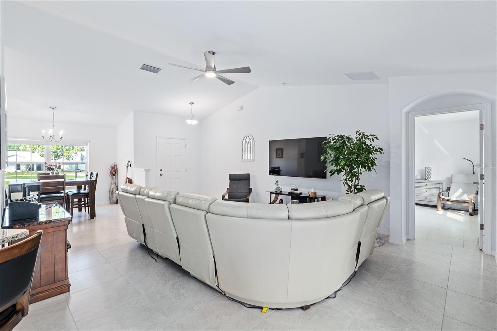 4 WESTBURY PL, PALM COAST, FL, 32164