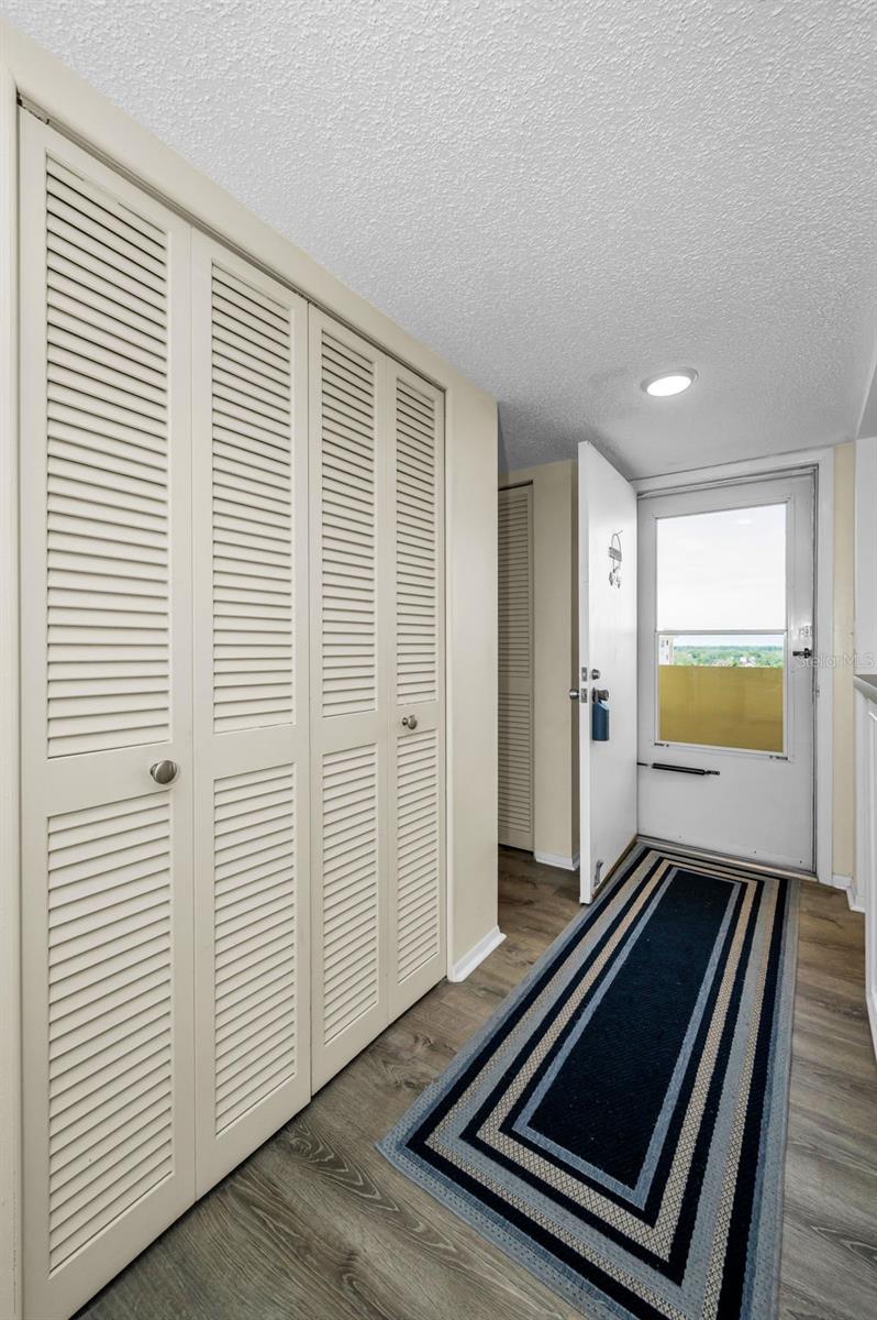 4525 COVE CIR #1207, ST PETERSBURG, FL, 33708