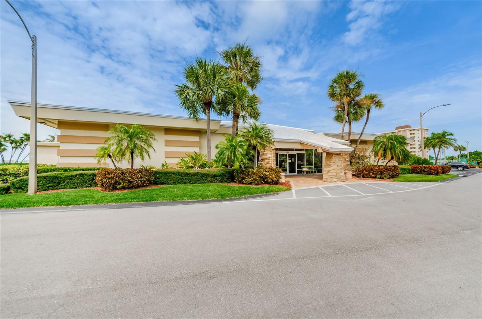 4525 COVE CIR #1207, ST PETERSBURG, FL, 33708