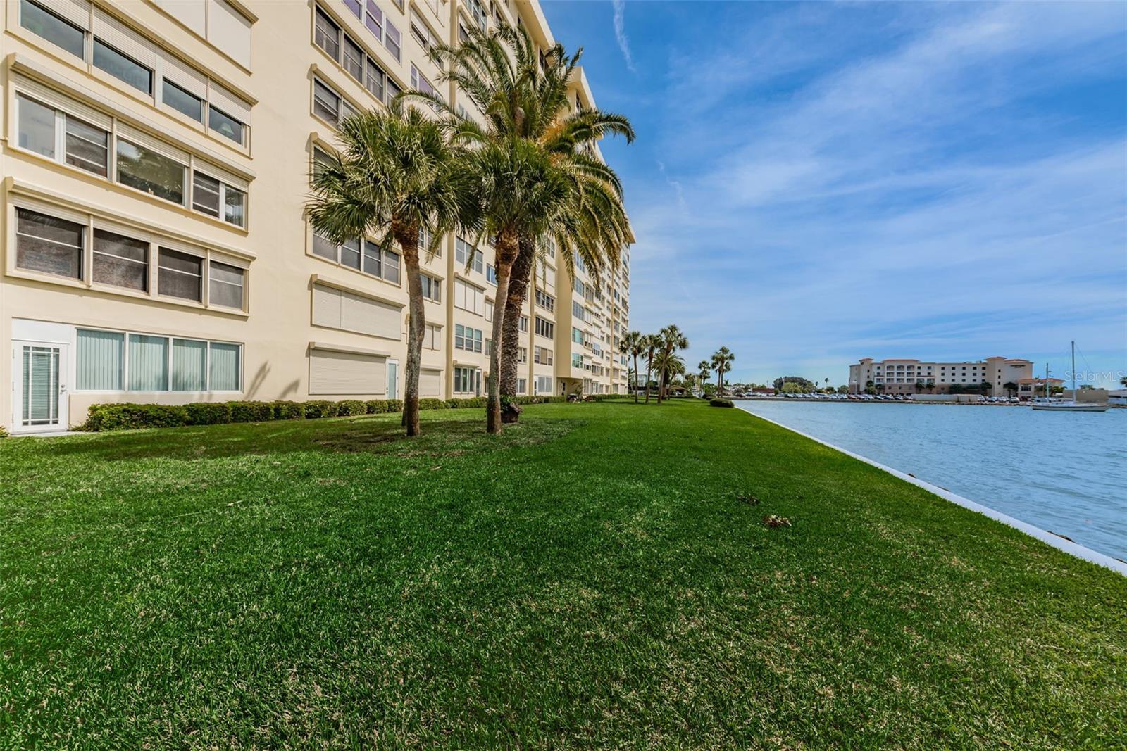 4525 COVE CIR #1207, ST PETERSBURG, FL, 33708