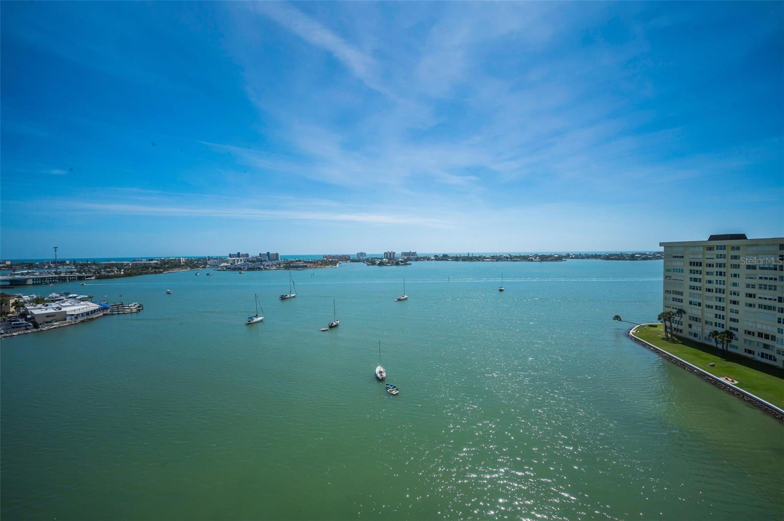 4525 COVE CIR #1207, ST PETERSBURG, FL, 33708