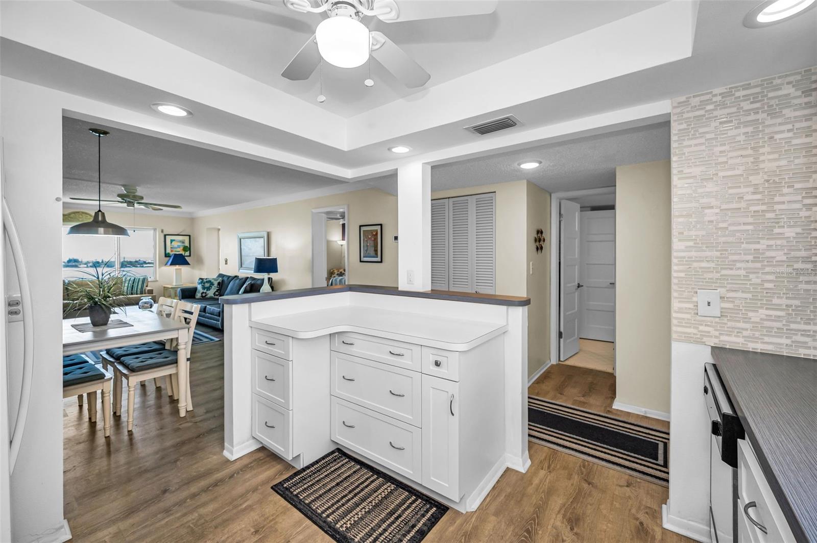 4525 COVE CIR #1207, ST PETERSBURG, FL, 33708