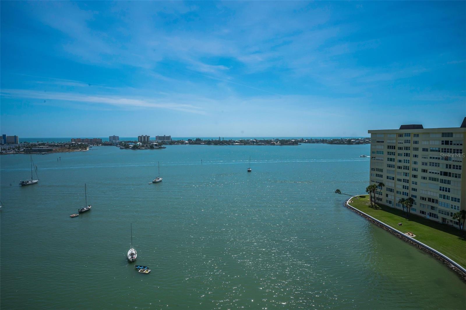 4525 COVE CIR #1207, ST PETERSBURG, FL, 33708