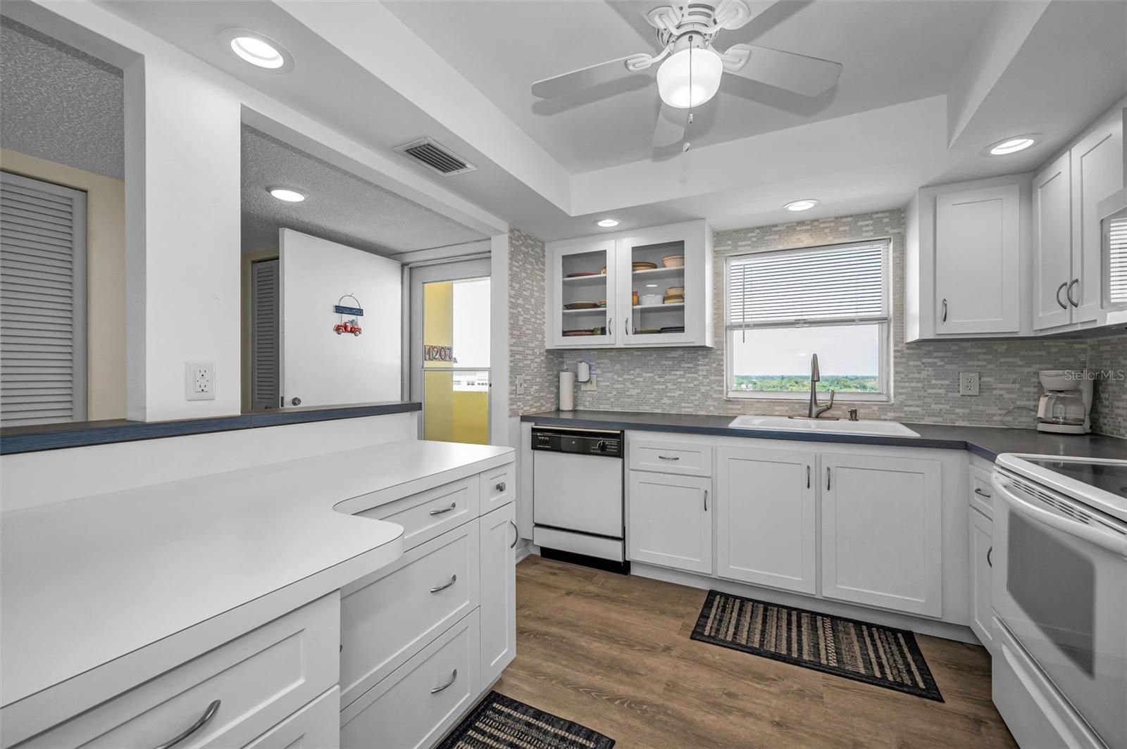 4525 COVE CIR #1207, ST PETERSBURG, FL, 33708
