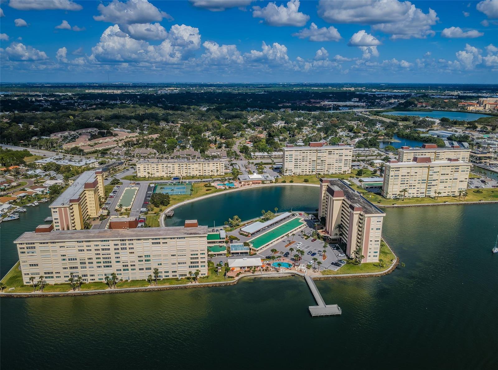 4525 COVE CIR #1207, ST PETERSBURG, FL, 33708