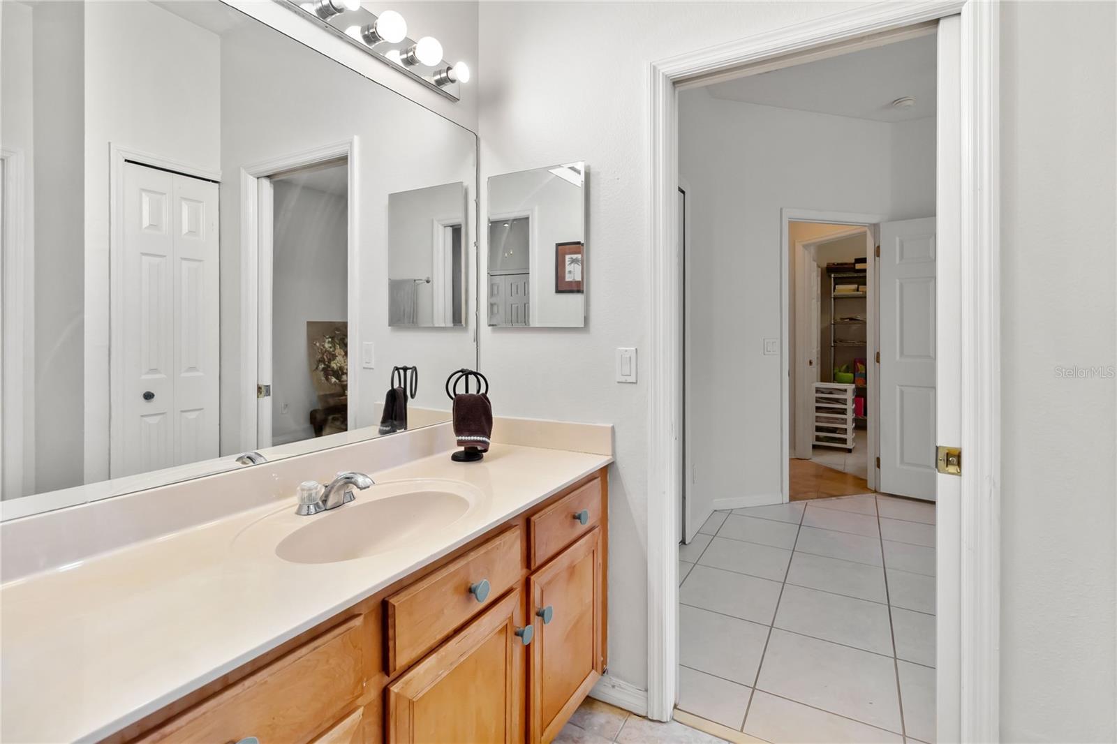 4047 LILLIAN HALL LN, ORLANDO, FL, 32812