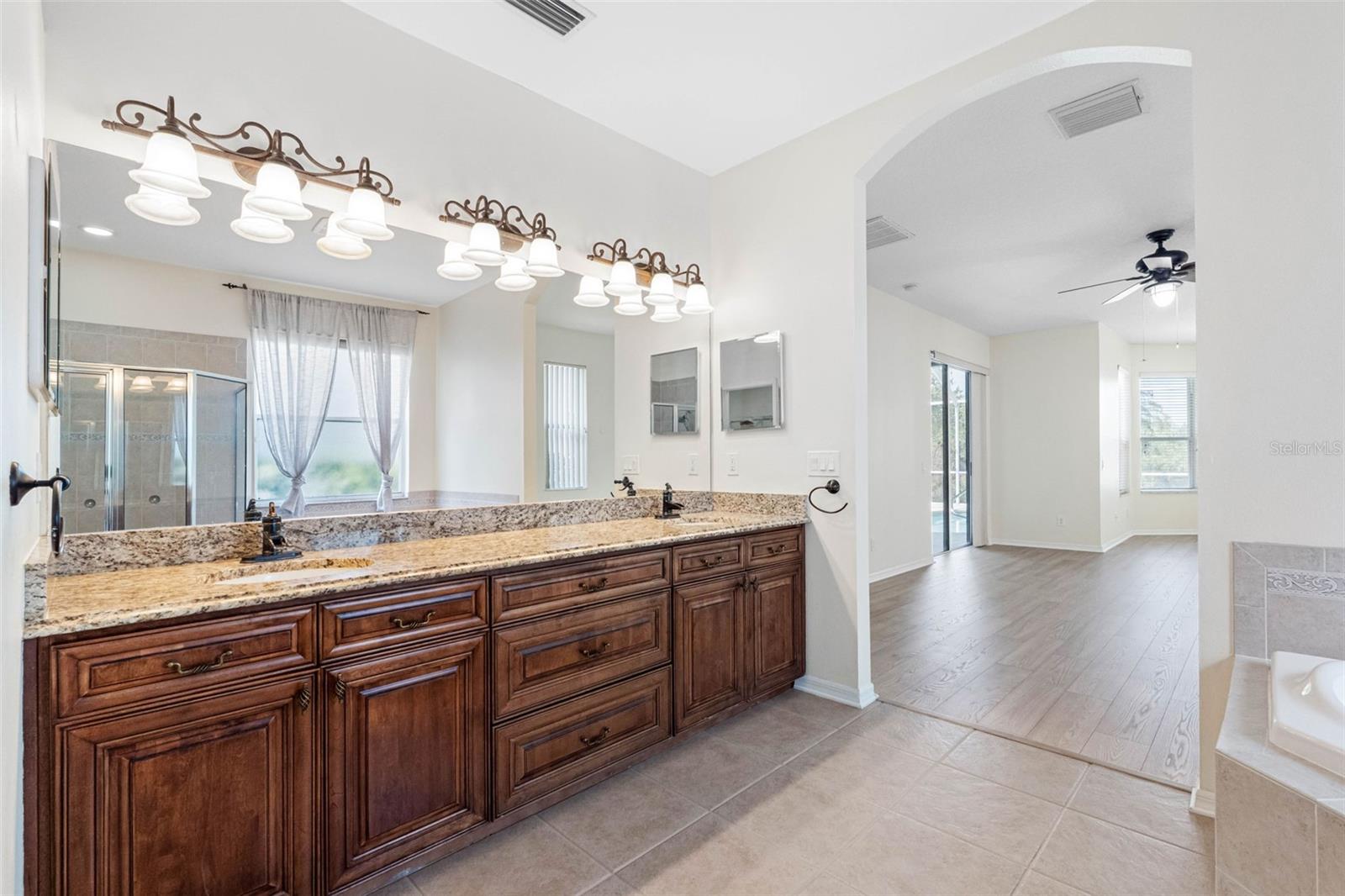 21107 BIRCHOLM CT, LAND O LAKES, FL, 34637
