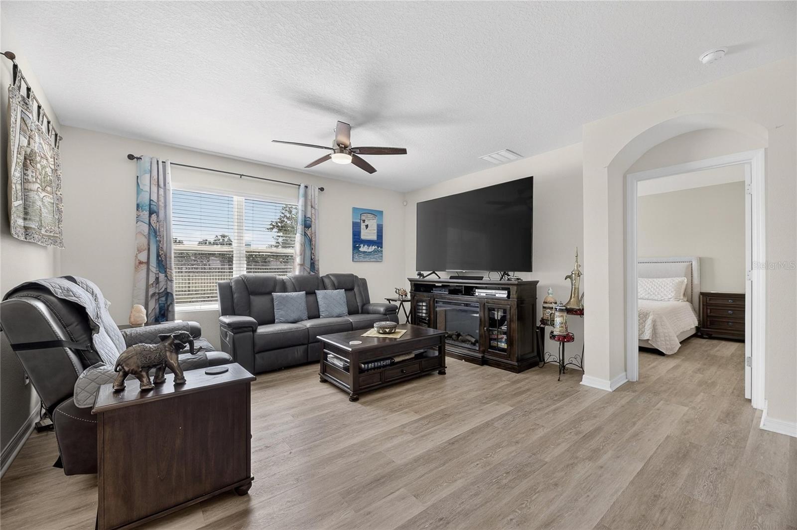 11813 MYRTLE ROCK DR, RIVERVIEW, FL, 33578