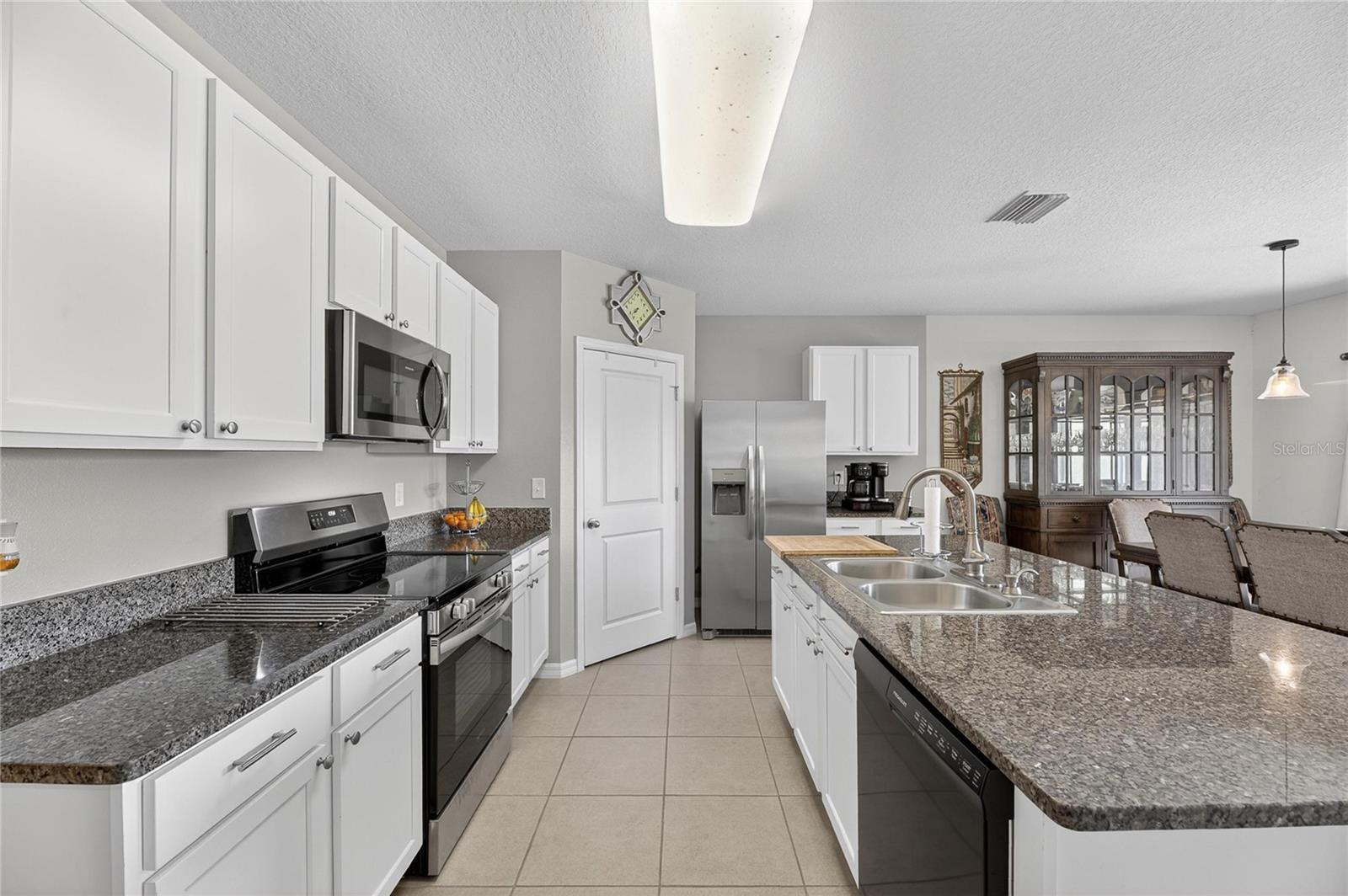 11813 MYRTLE ROCK DR, RIVERVIEW, FL, 33578