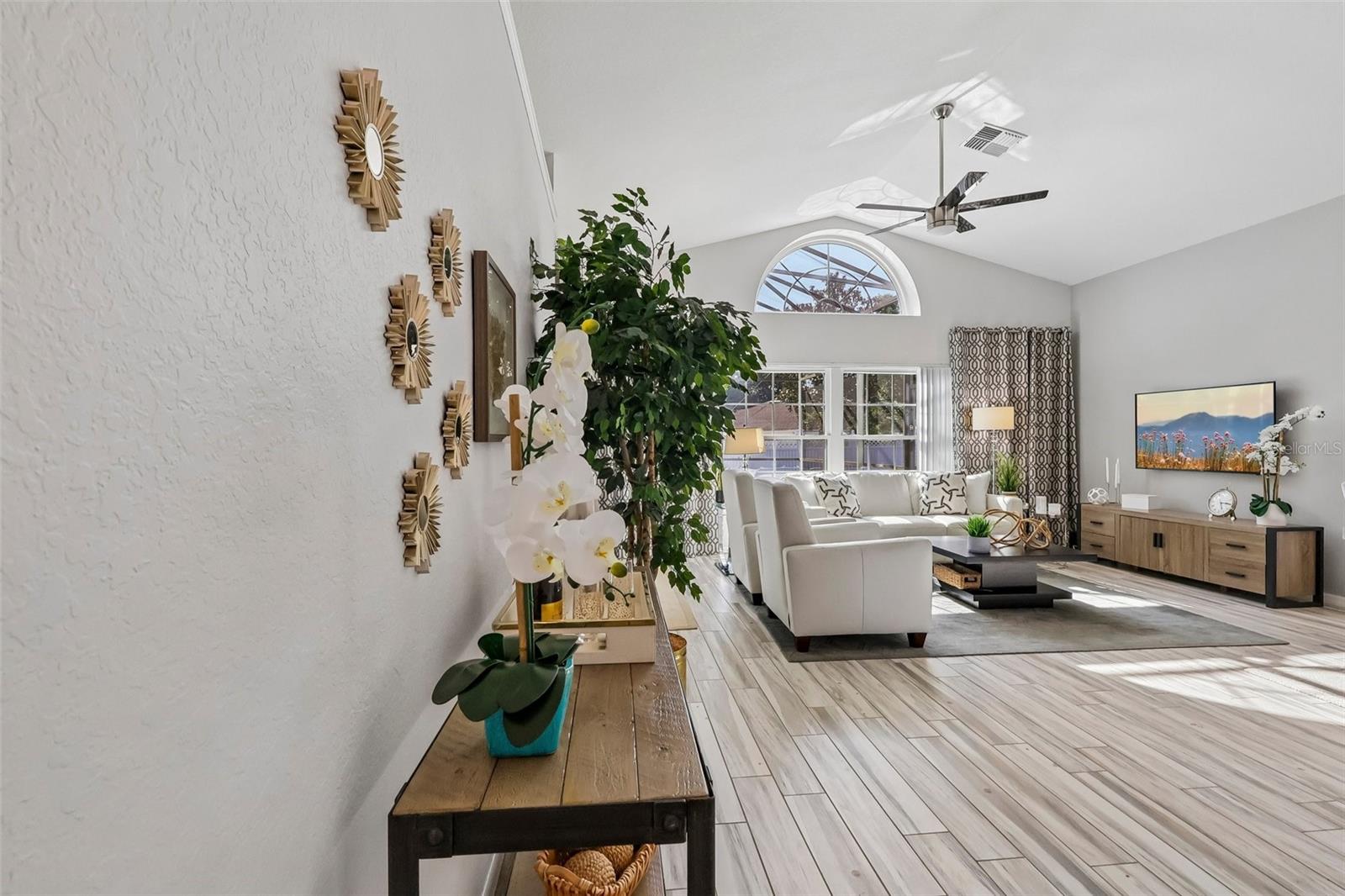 204 SUNWARD RUN, DAVENPORT, FL, 33896