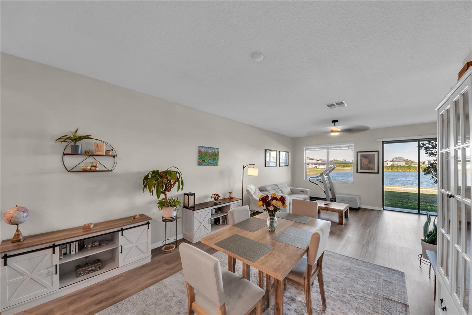 736 ROYAL EMPRESS DR, RUSKIN, FL, 33570