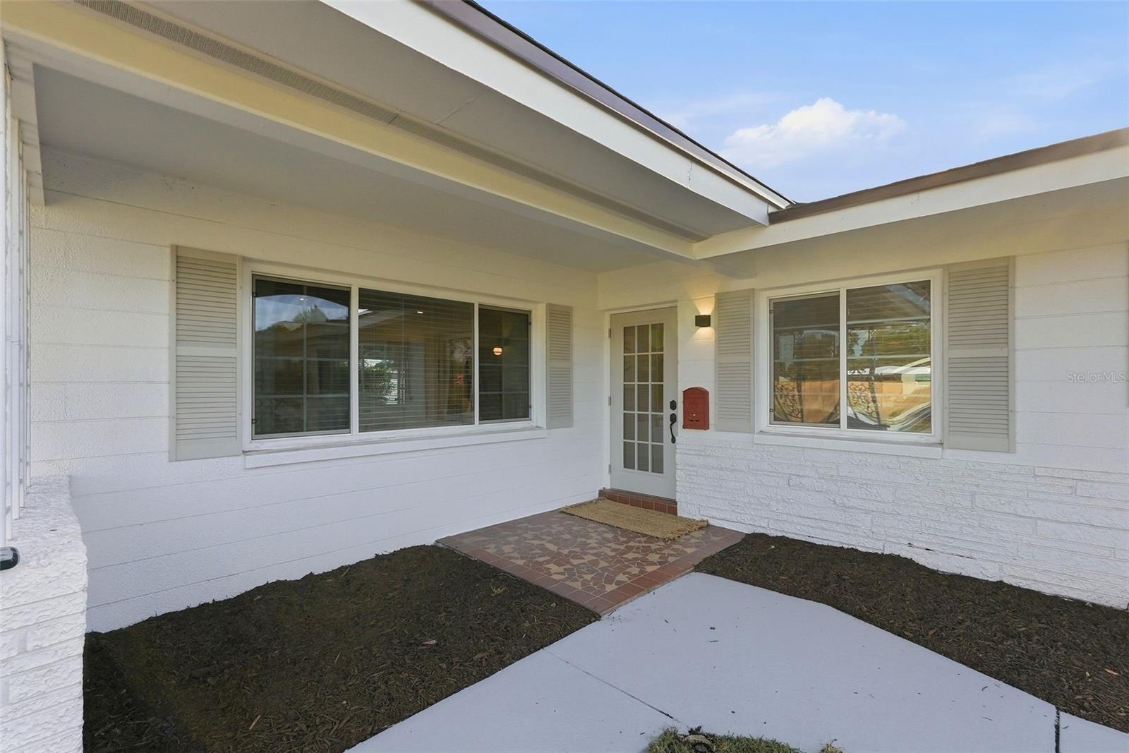 6801 PINELLAS POINT DR S, ST PETERSBURG, FL, 33712