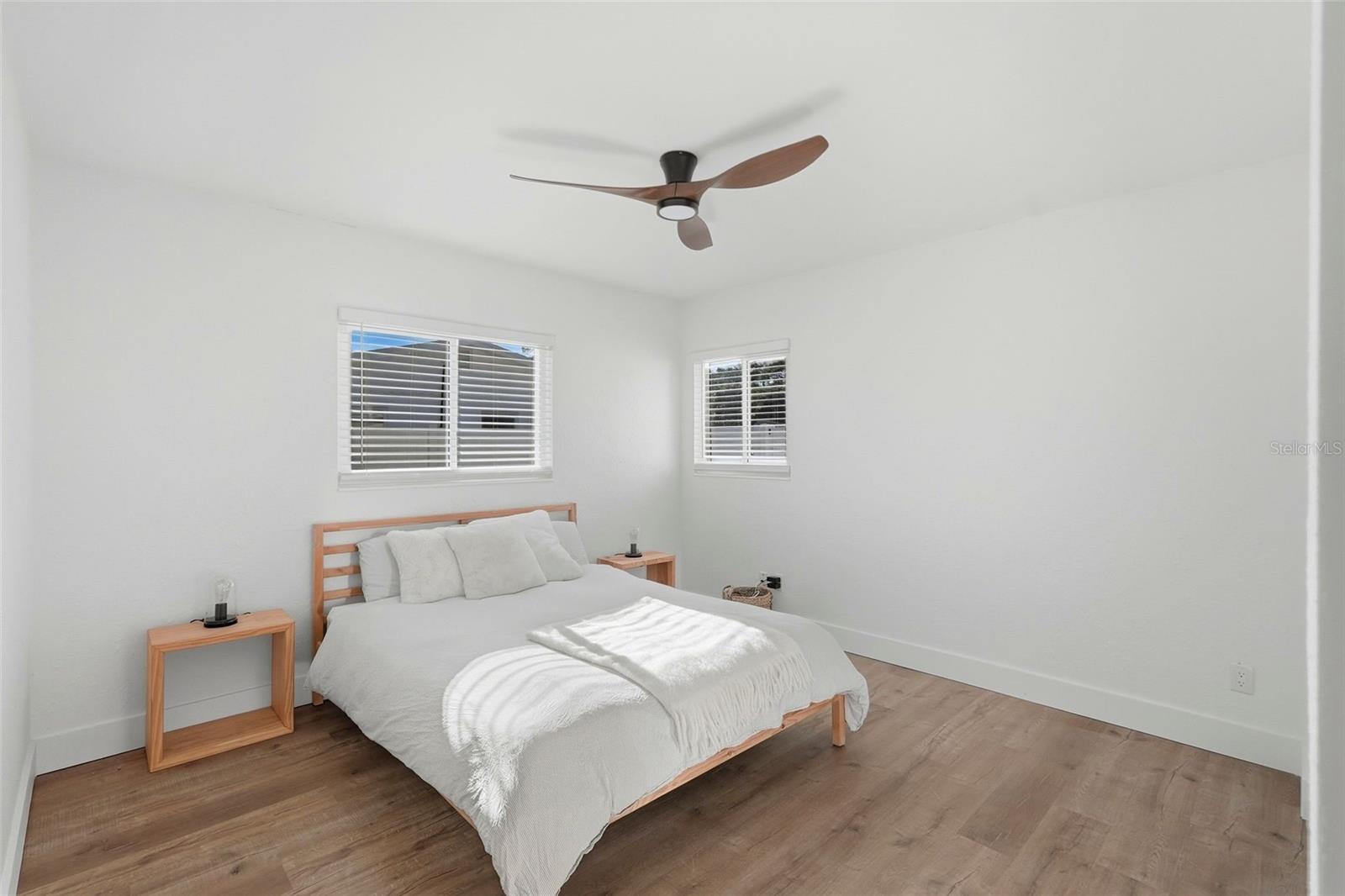 6801 PINELLAS POINT DR S, ST PETERSBURG, FL, 33712