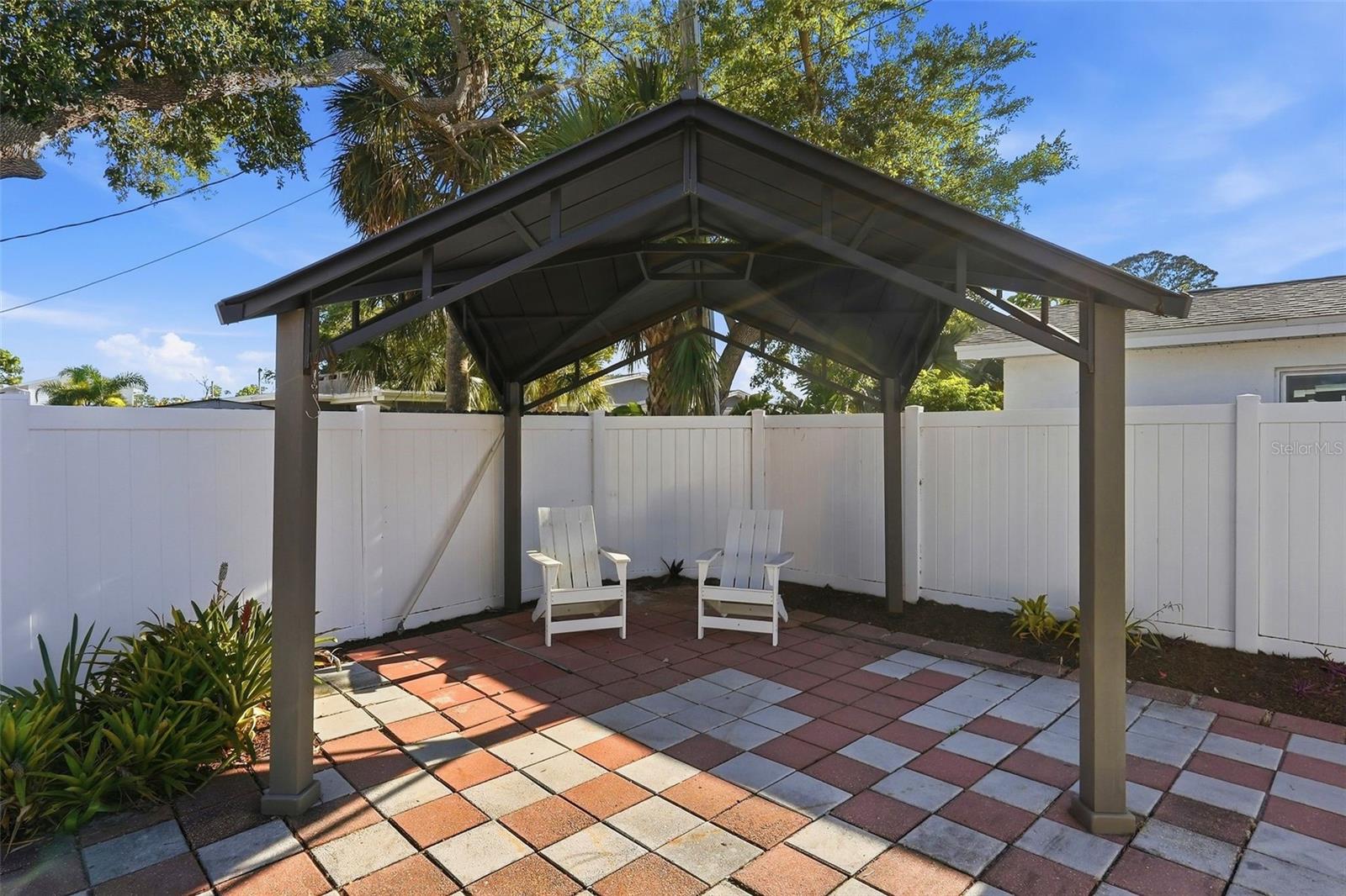 6801 PINELLAS POINT DR S, ST PETERSBURG, FL, 33712