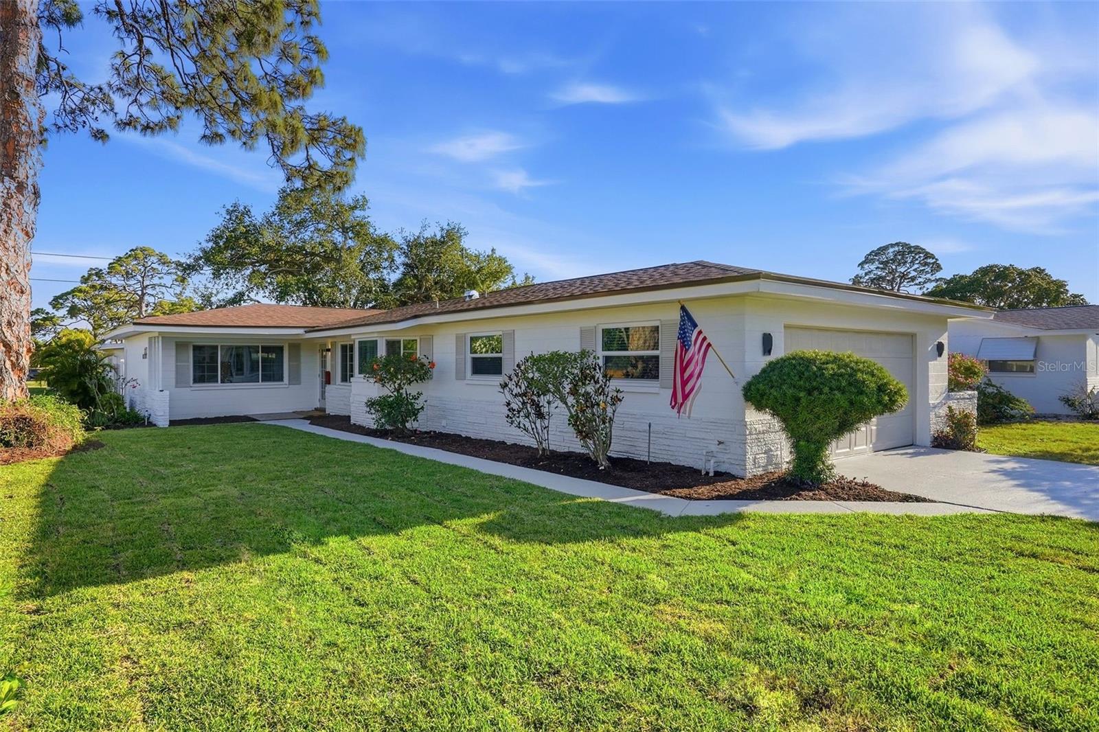 6801 PINELLAS POINT DR S, ST PETERSBURG, FL, 33712