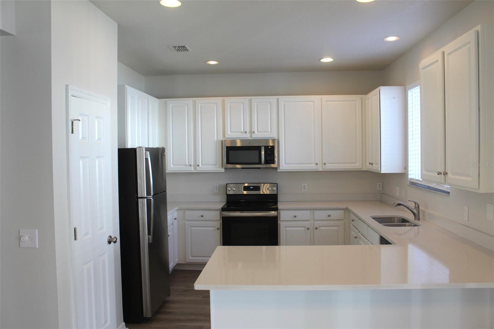 200 ROSELING XING, DAVENPORT, FL, 33897