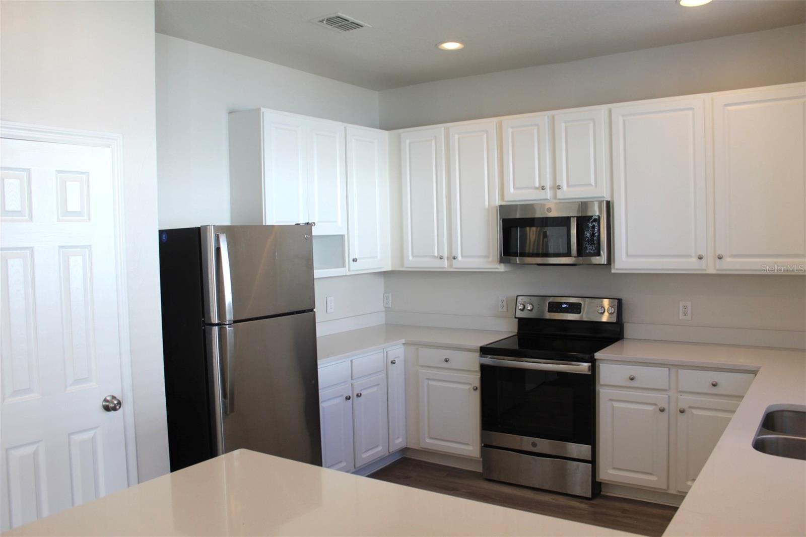 200 ROSELING XING, DAVENPORT, FL, 33897