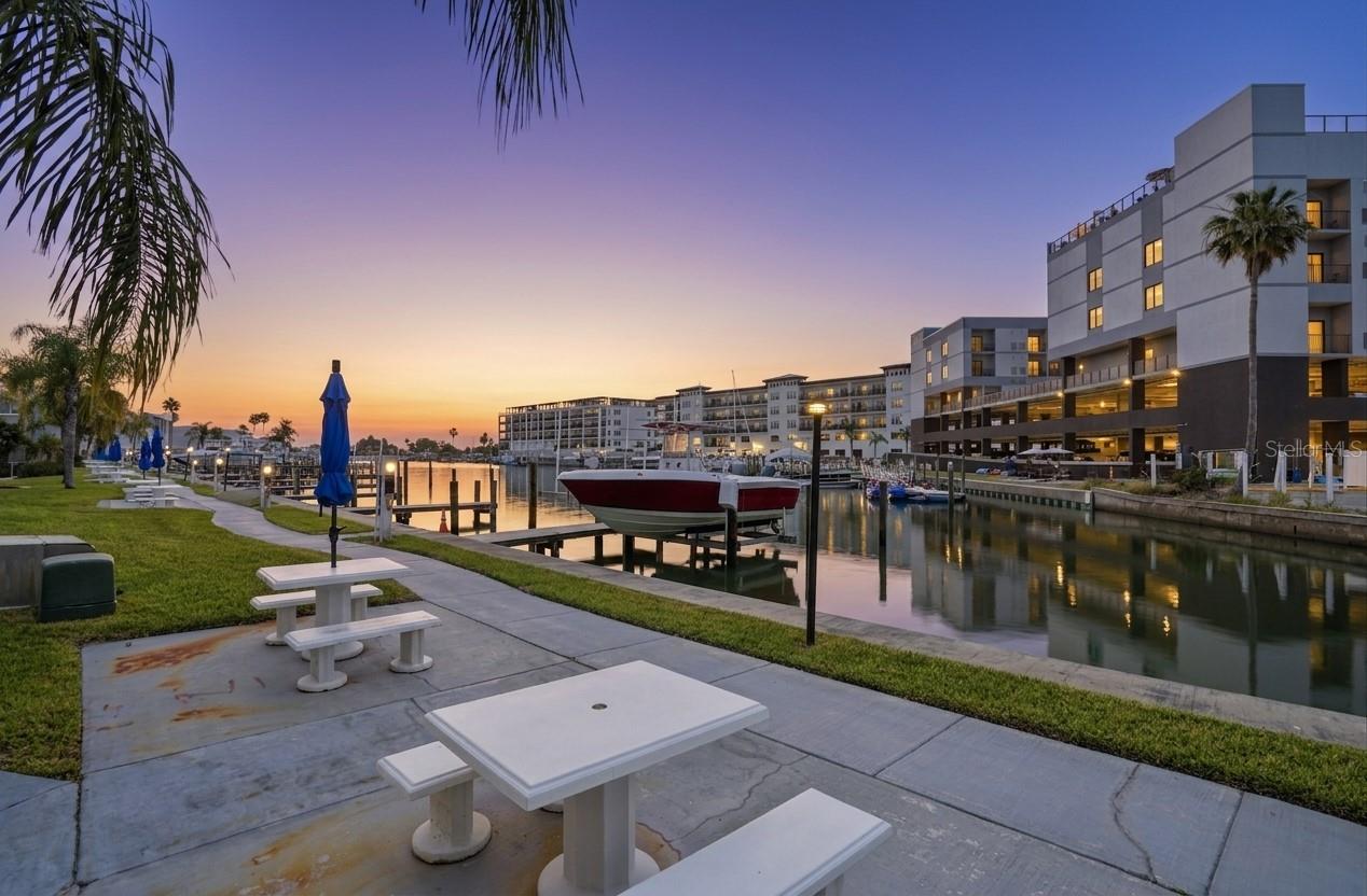 155 MEDALLION BLVD #E, MADEIRA BEACH, FL, 33708