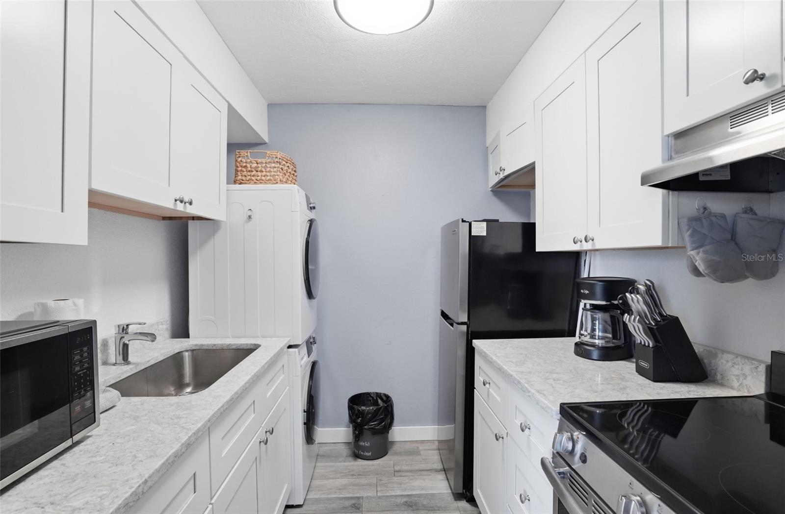 155 MEDALLION BLVD #E, MADEIRA BEACH, FL, 33708