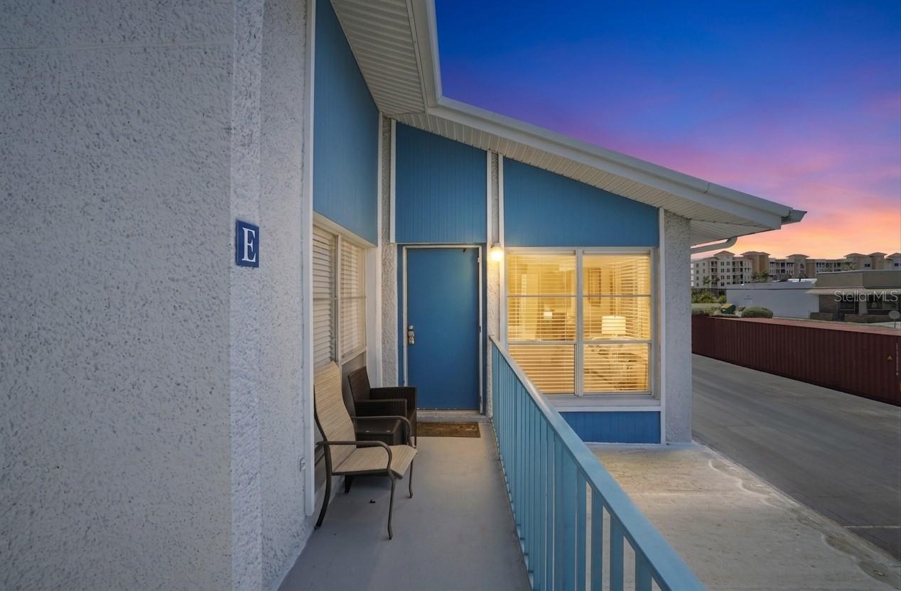 155 MEDALLION BLVD #E, MADEIRA BEACH, FL, 33708