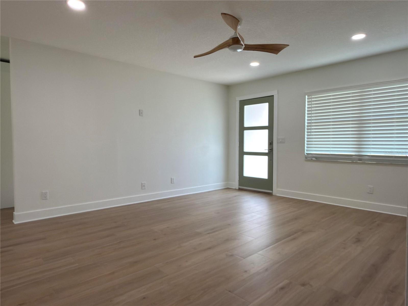 2401 16TH AVE N, ST PETERSBURG, FL, 33713