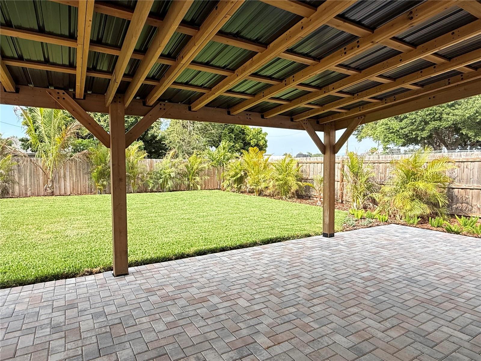 2401 16TH AVE N, ST PETERSBURG, FL, 33713