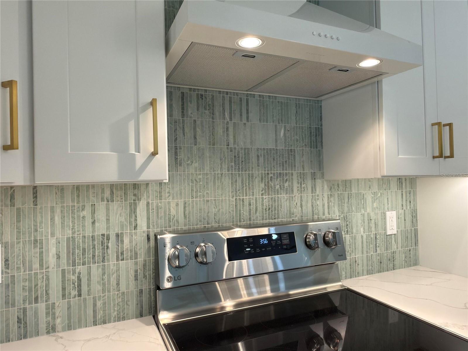 2401 16TH AVE N, ST PETERSBURG, FL, 33713