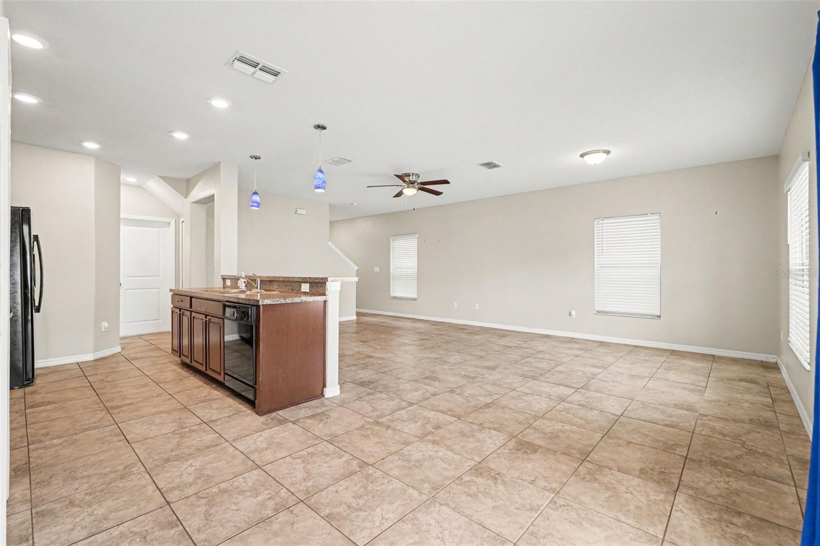 7421 FRENCH MARIGOLD AVE, TAMPA, FL, 33619