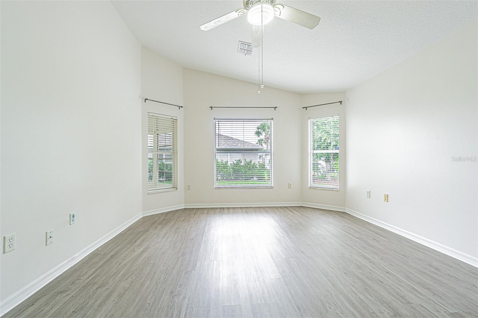 10245 BUNCOMBE WAY, SAN ANTONIO, FL, 33576