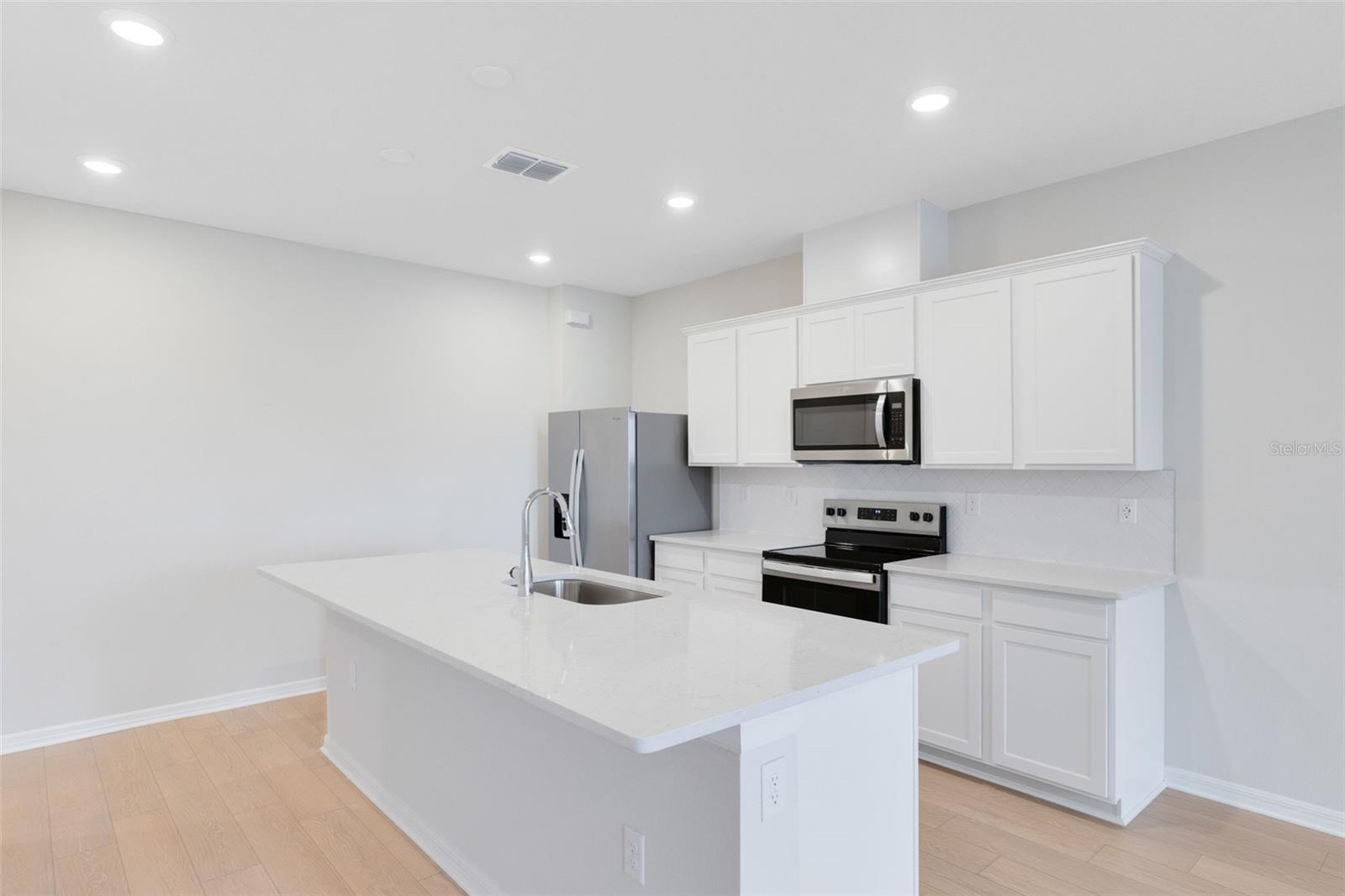 6331 BREEZE FILLED LN, WINTER GARDEN, FL, 34787