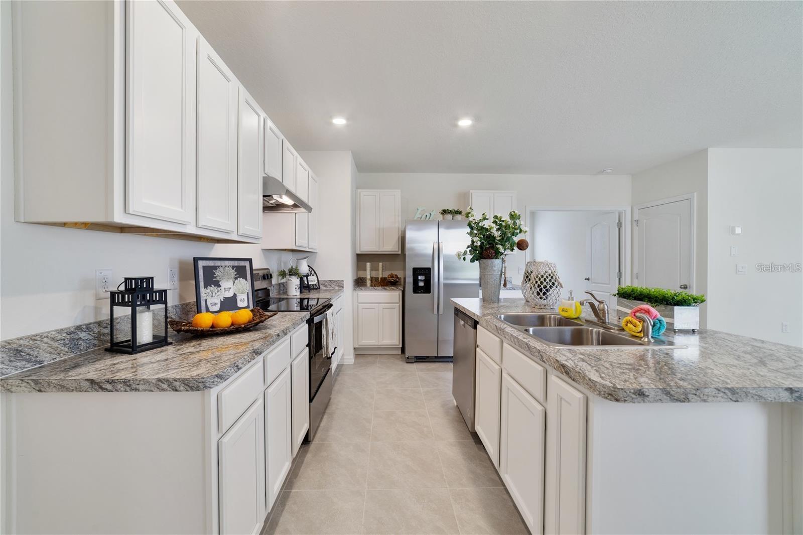 1548 CATBRIAR WAY, DAVENPORT, FL, 33837