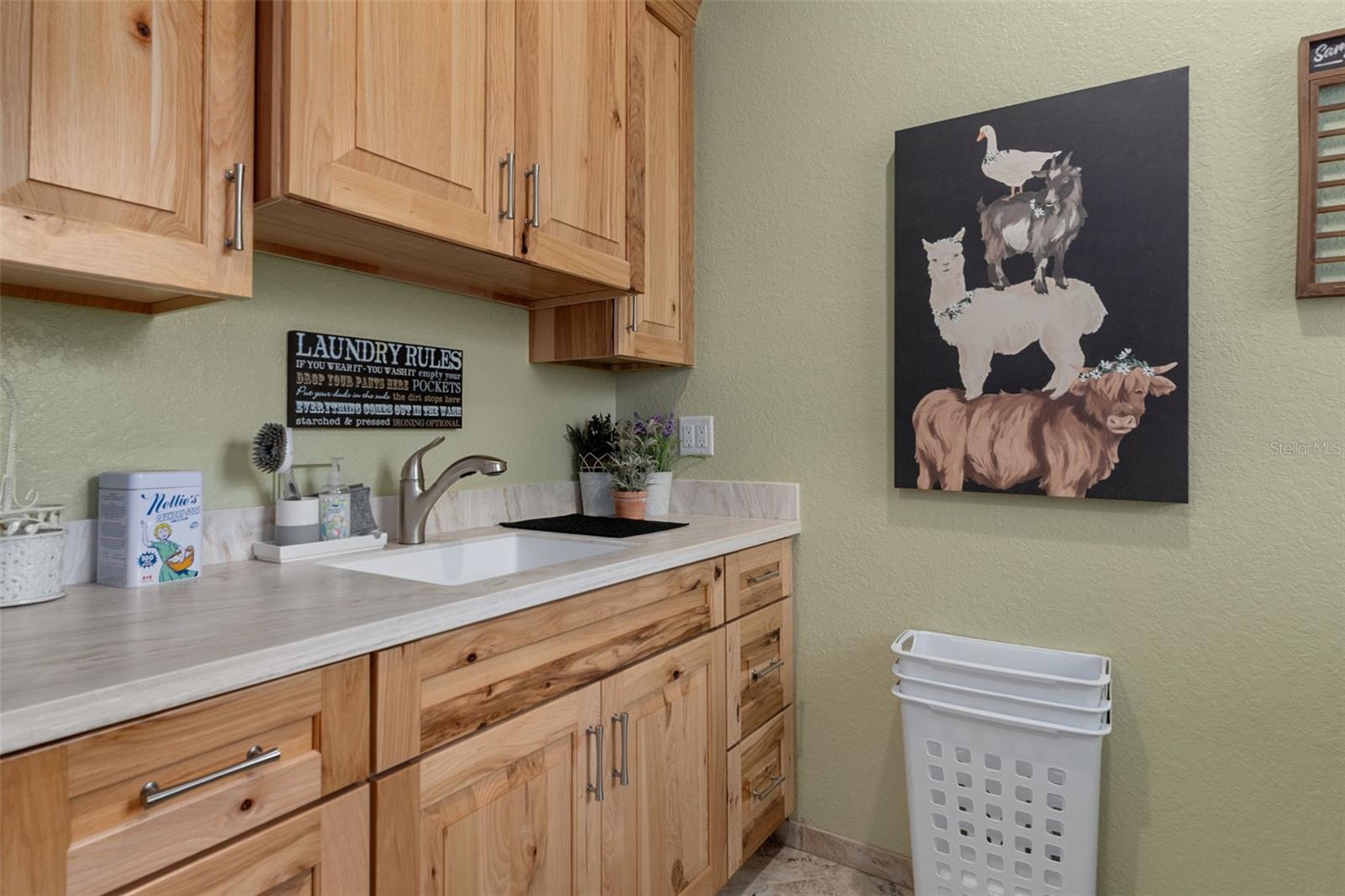 6762 E RICHARD DR, WEEKI WACHEE, FL, 34607