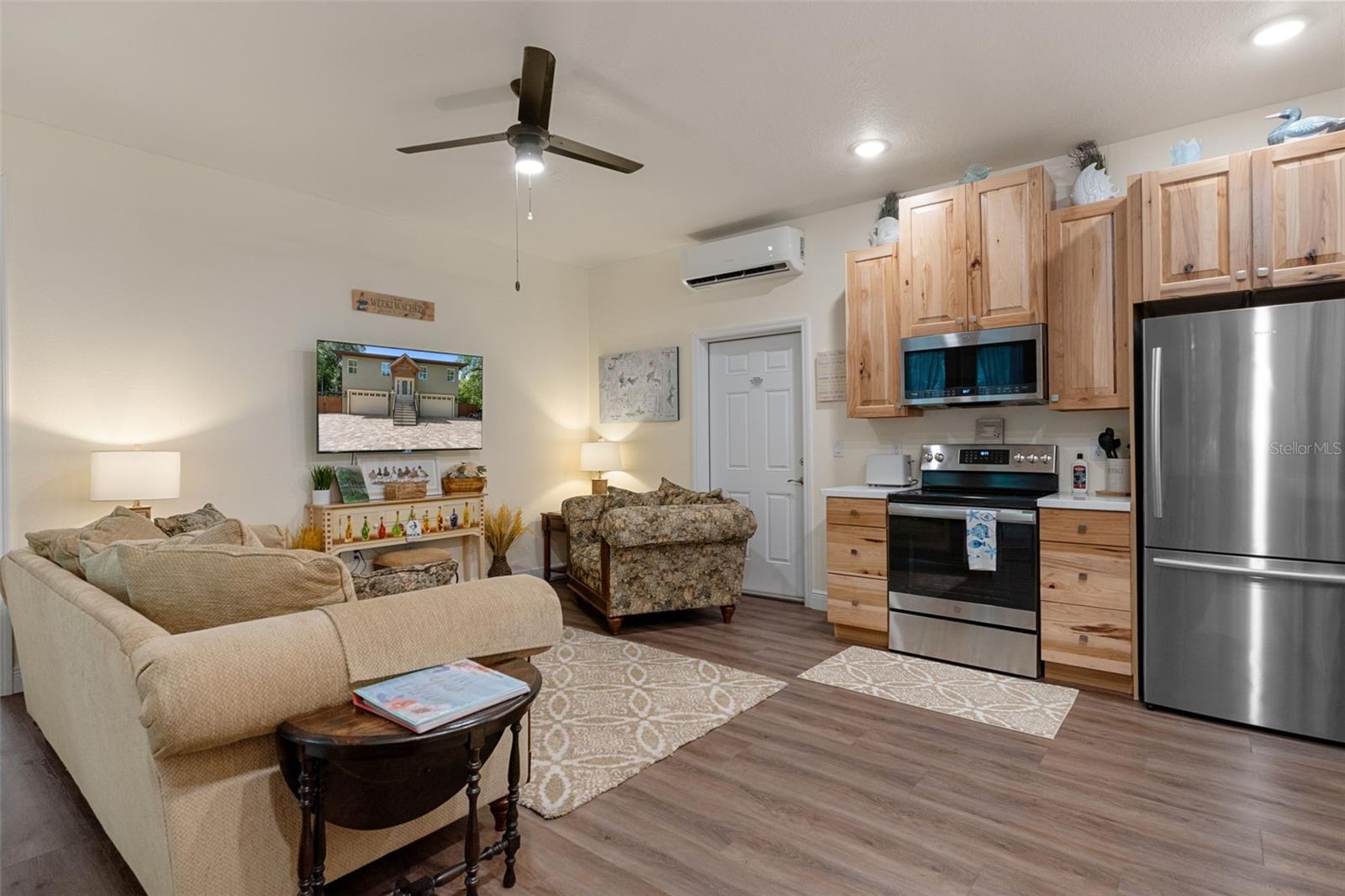 6762 E RICHARD DR, WEEKI WACHEE, FL, 34607