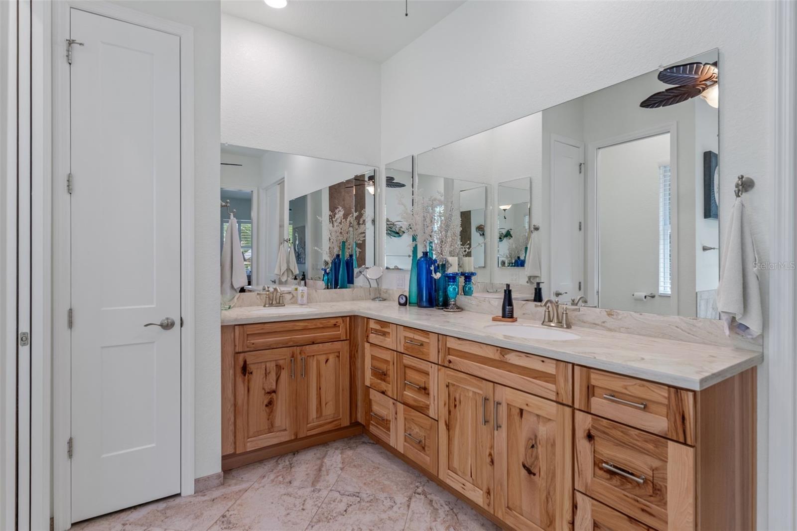 6762 E RICHARD DR, WEEKI WACHEE, FL, 34607