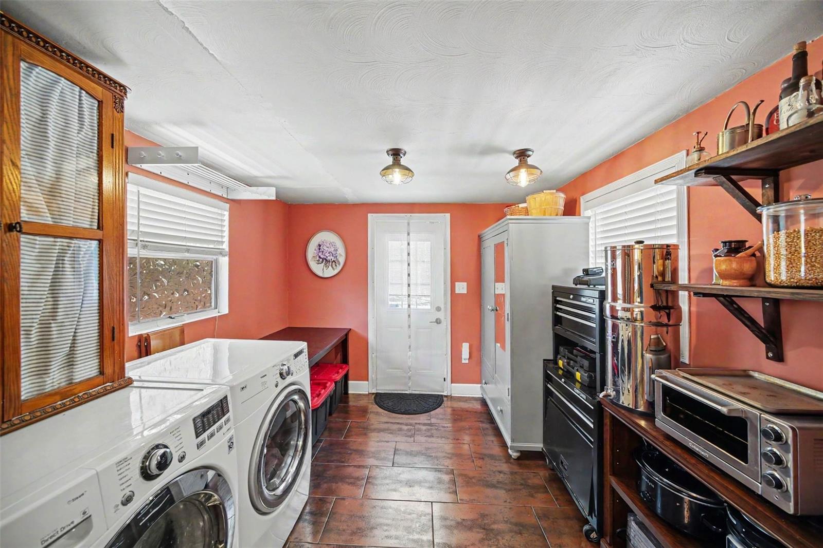 1016 E EMMA ST, TAMPA, FL, 33603