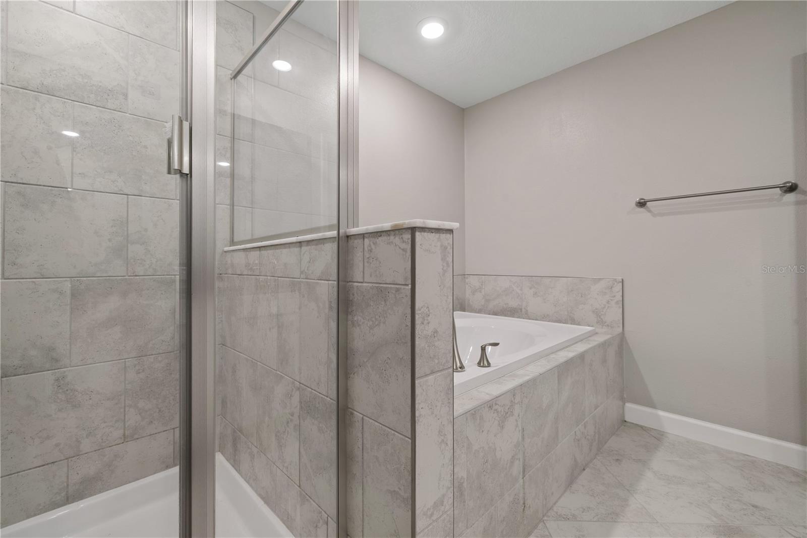 1295 WHITE FOX RUN, LUTZ, FL, 33549