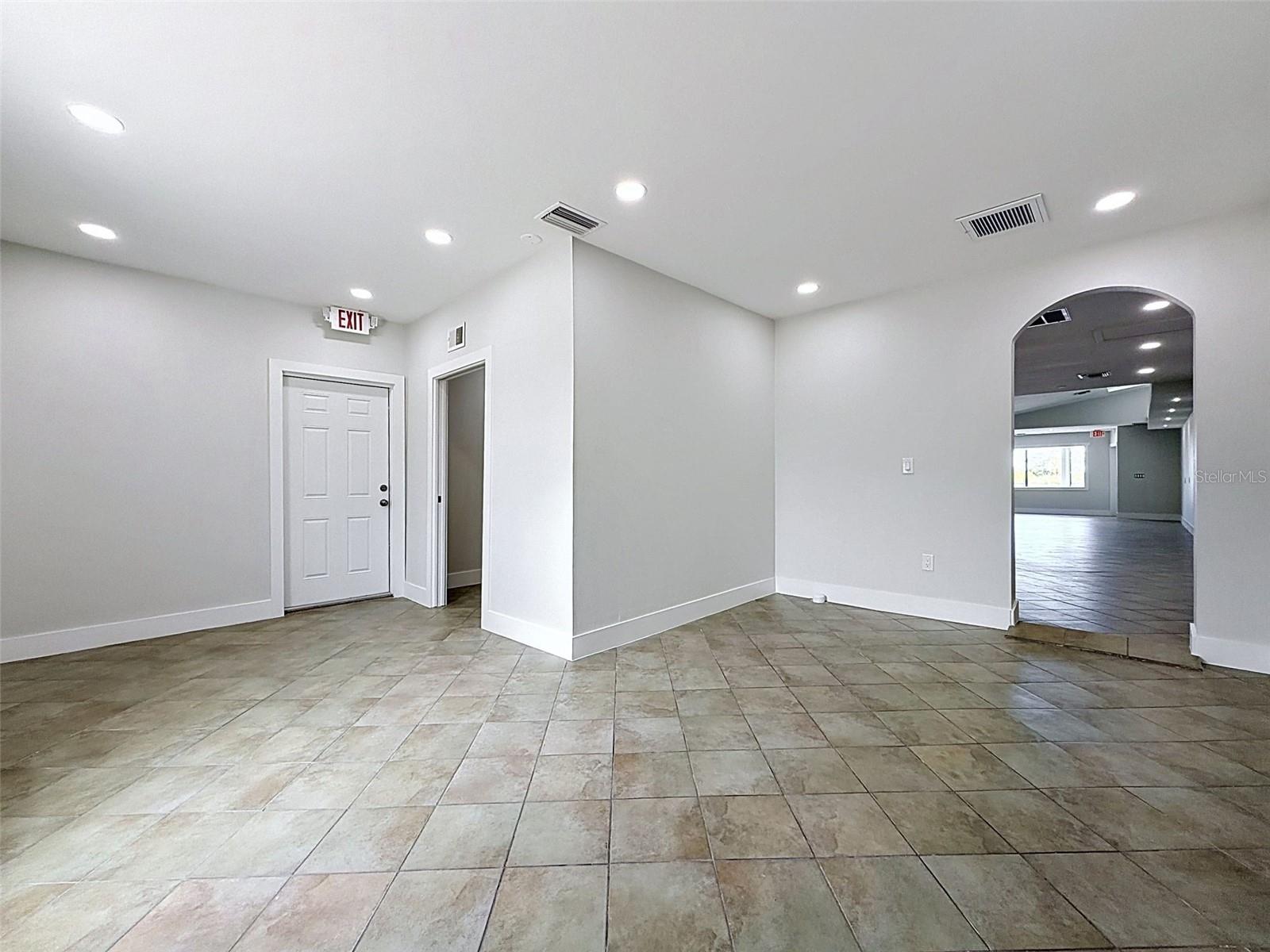 13414 US HIGHWAY 19, HUDSON, FL, 34667