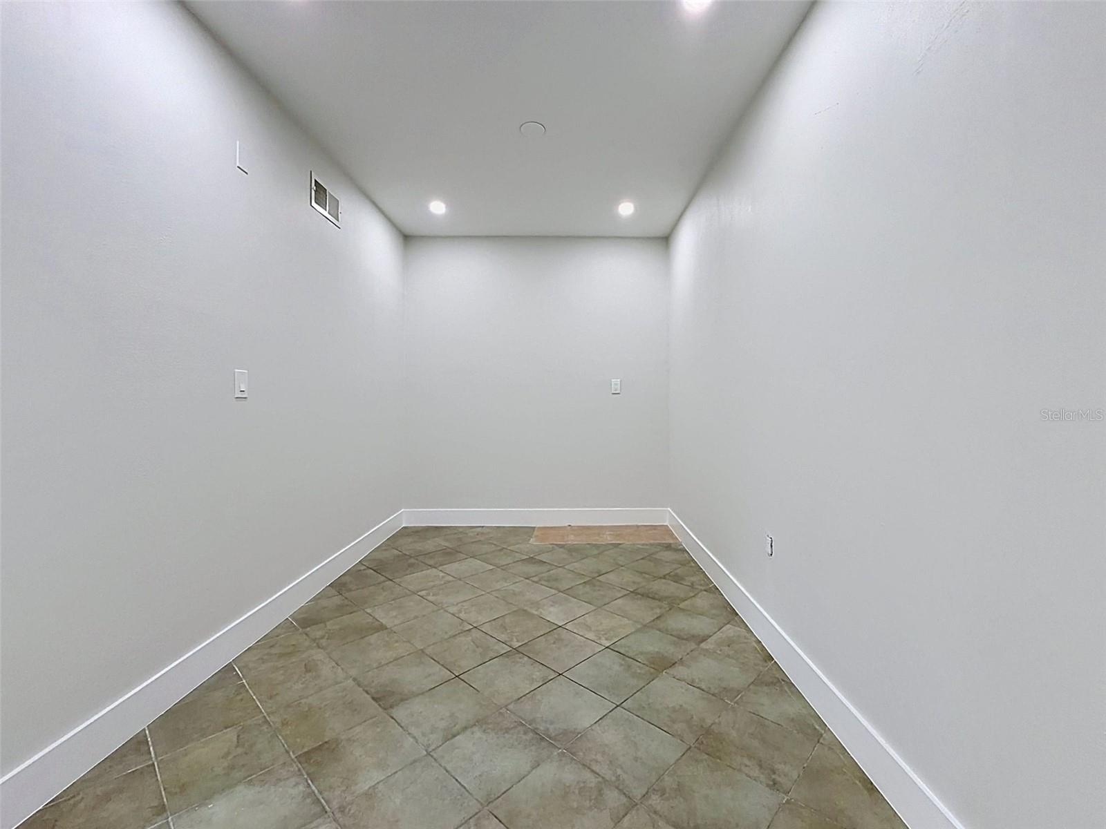 13414 US HIGHWAY 19, HUDSON, FL, 34667