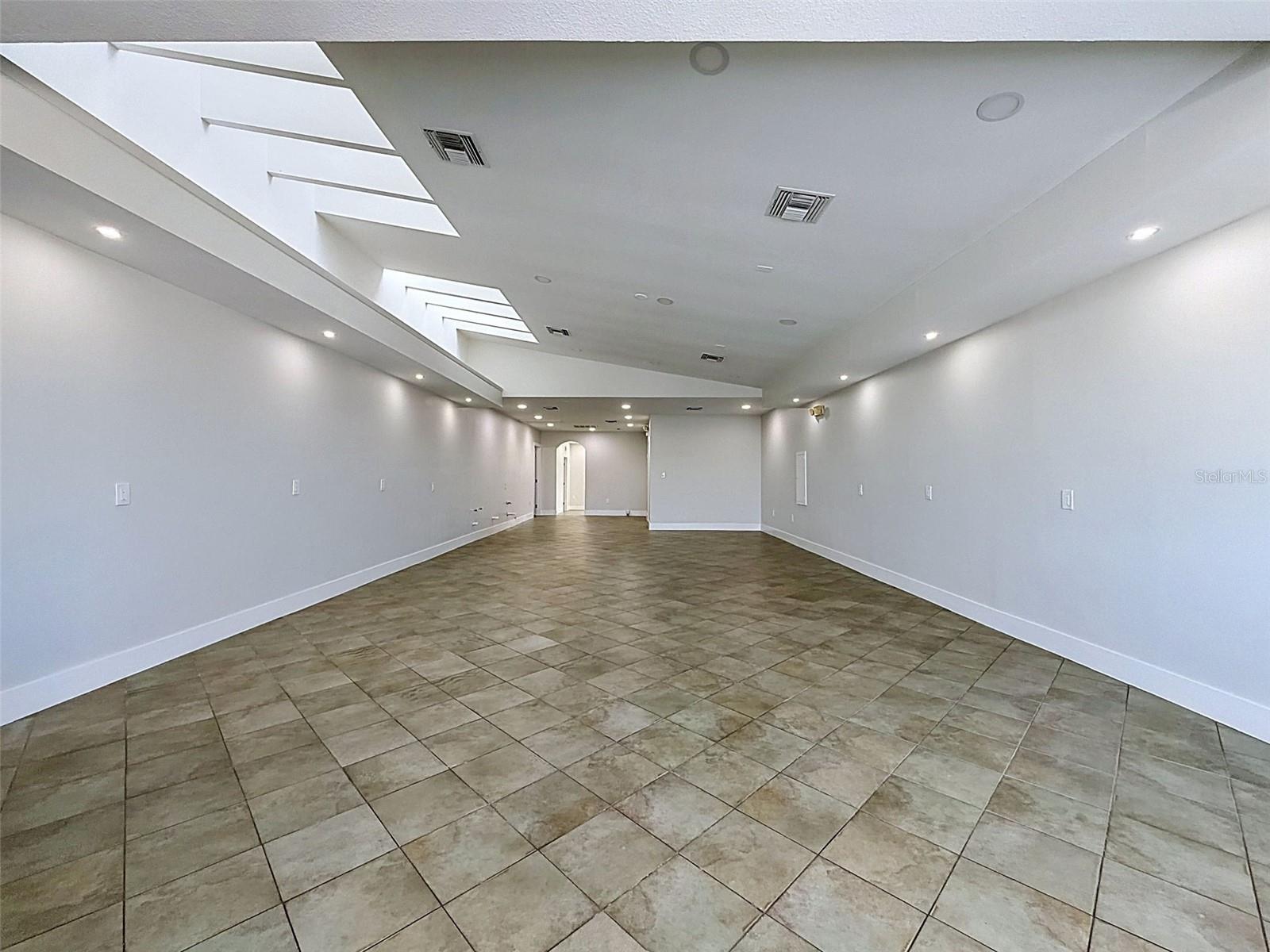 13414 US HIGHWAY 19, HUDSON, FL, 34667