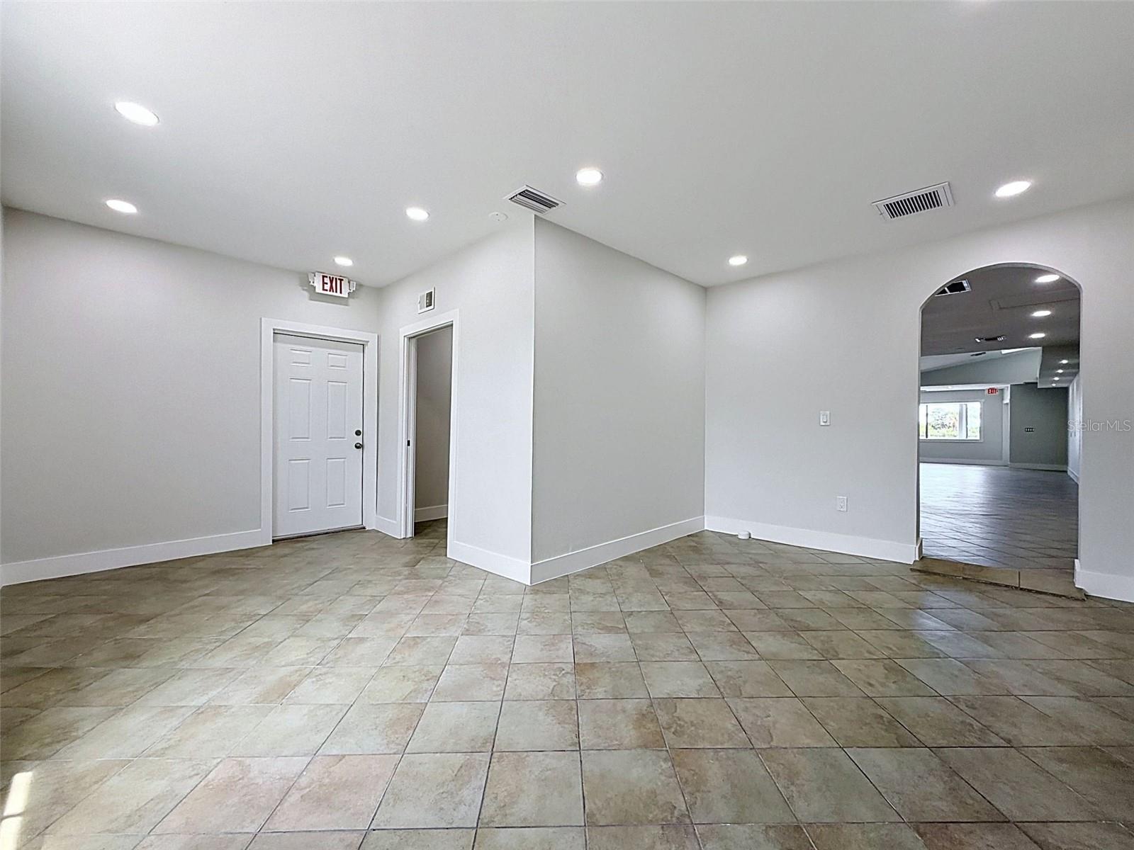 13414 US HIGHWAY 19, HUDSON, FL, 34667