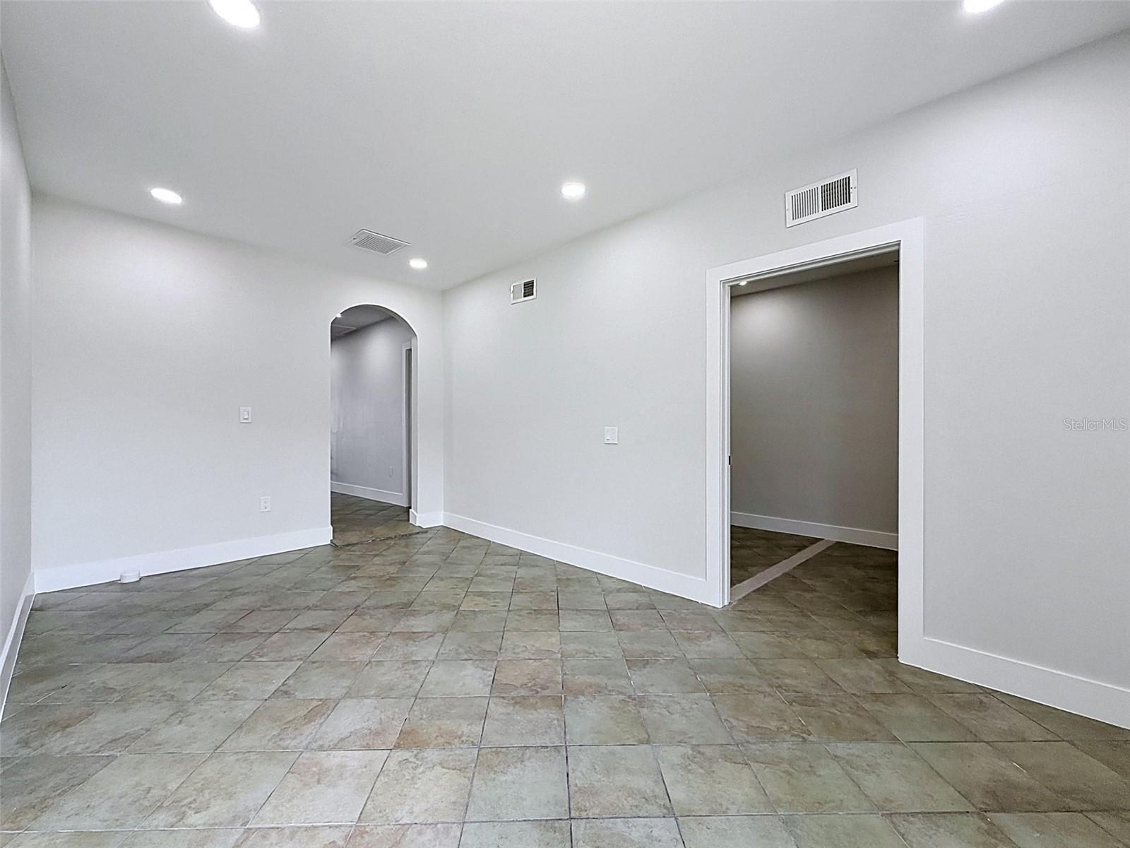 13414 US HIGHWAY 19, HUDSON, FL, 34667