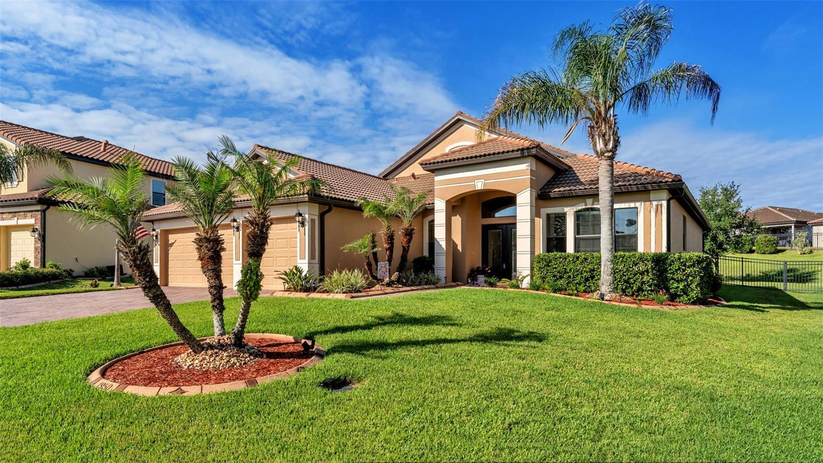 1950 VIA LAGO DR, LAKELAND, FL, 33810